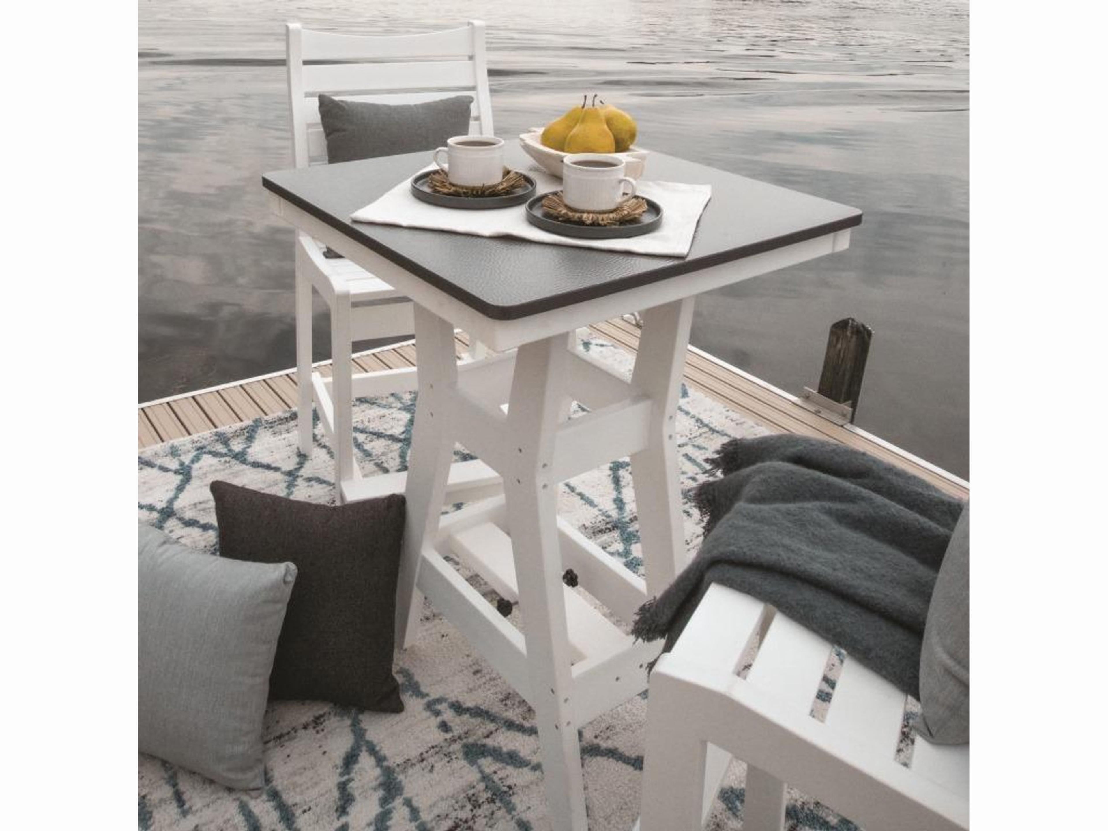 Berlin Gardens Bristol Recycled Plastic Outdoor Dining Set