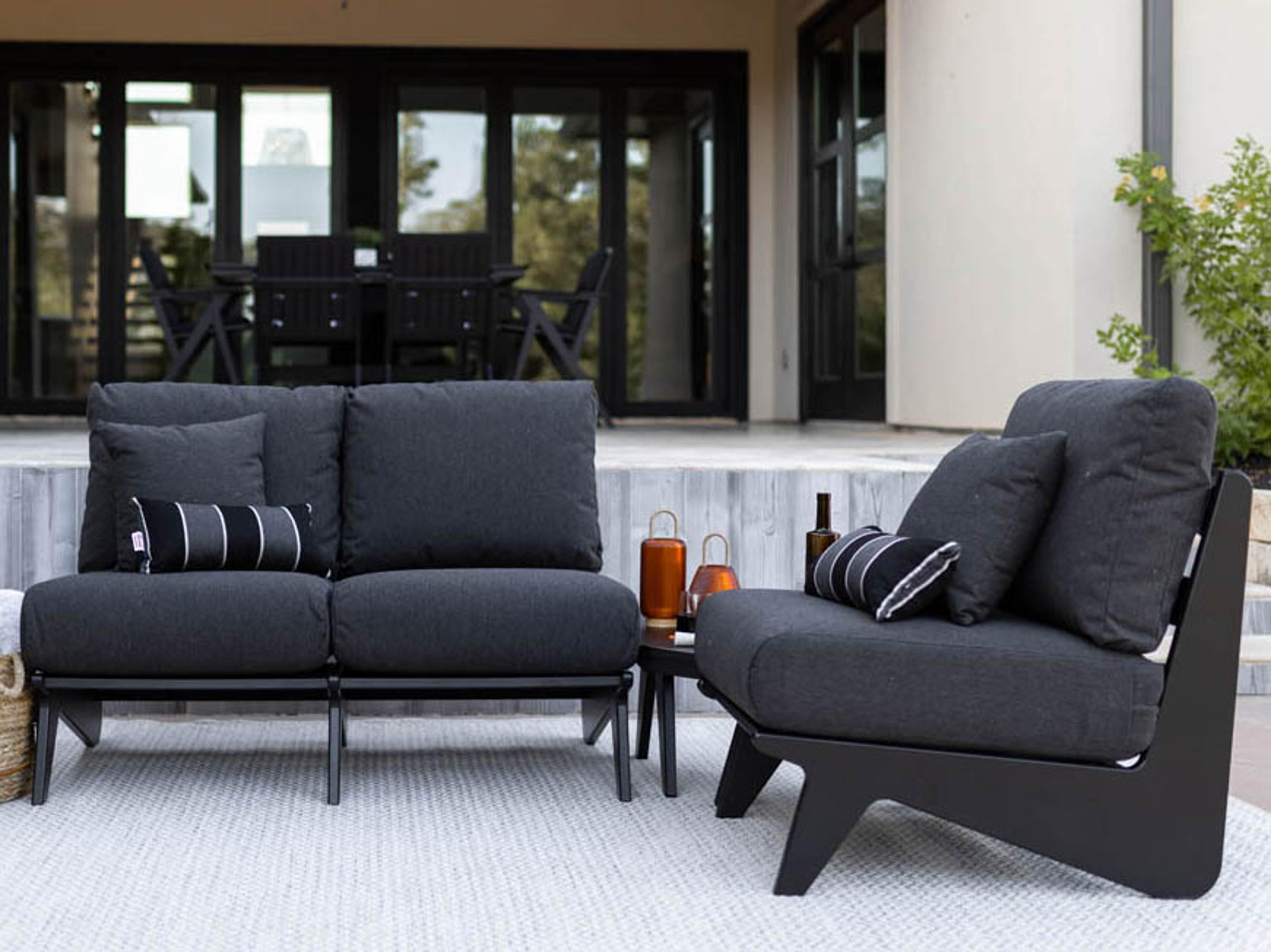 Berlin Gardens Holland Recycled Plastic Cushion Outdoor Patio Lounge Set