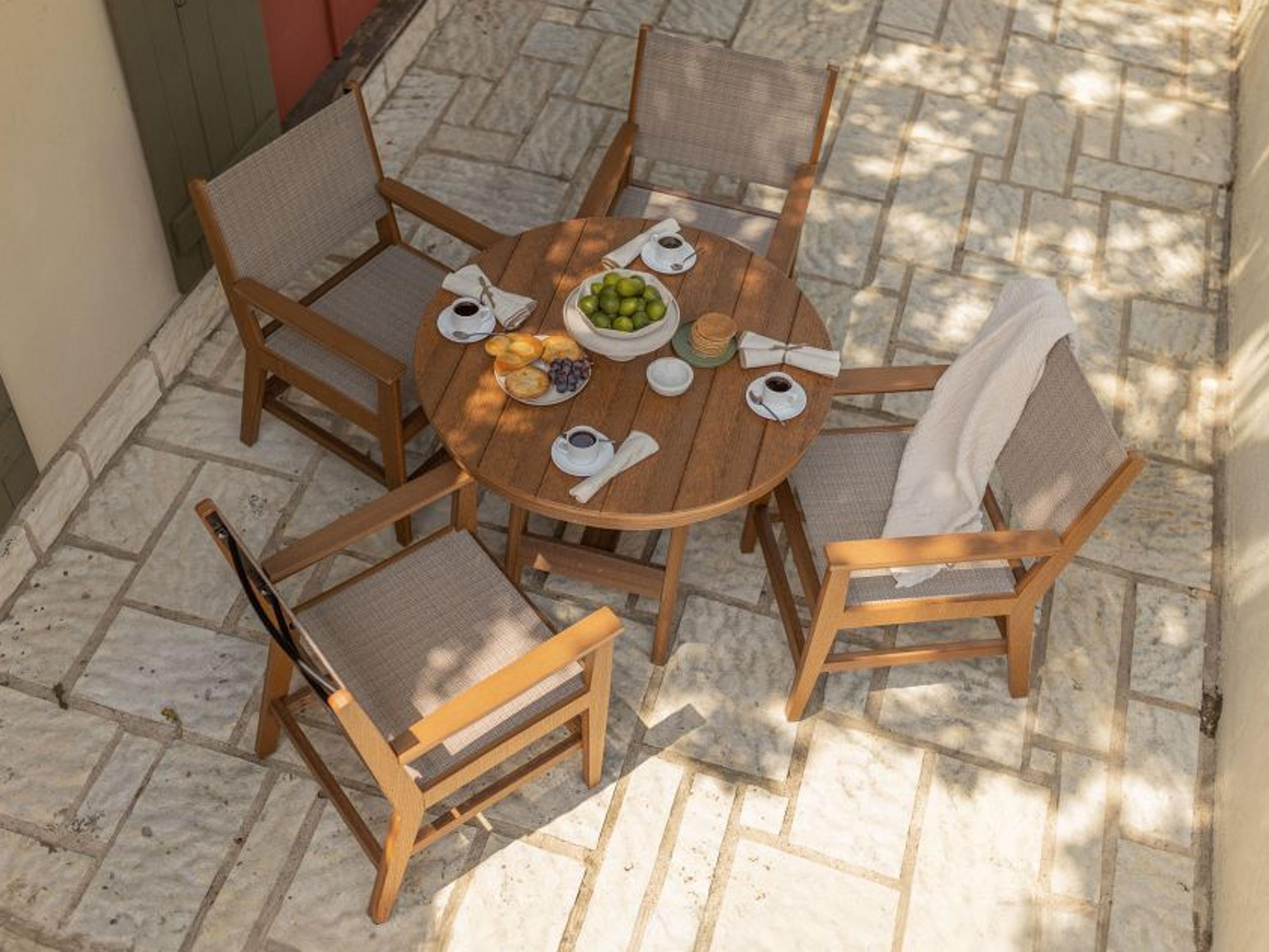 Berlin Gardens Mayhew Recycled Plastic Outdoor Dining Set