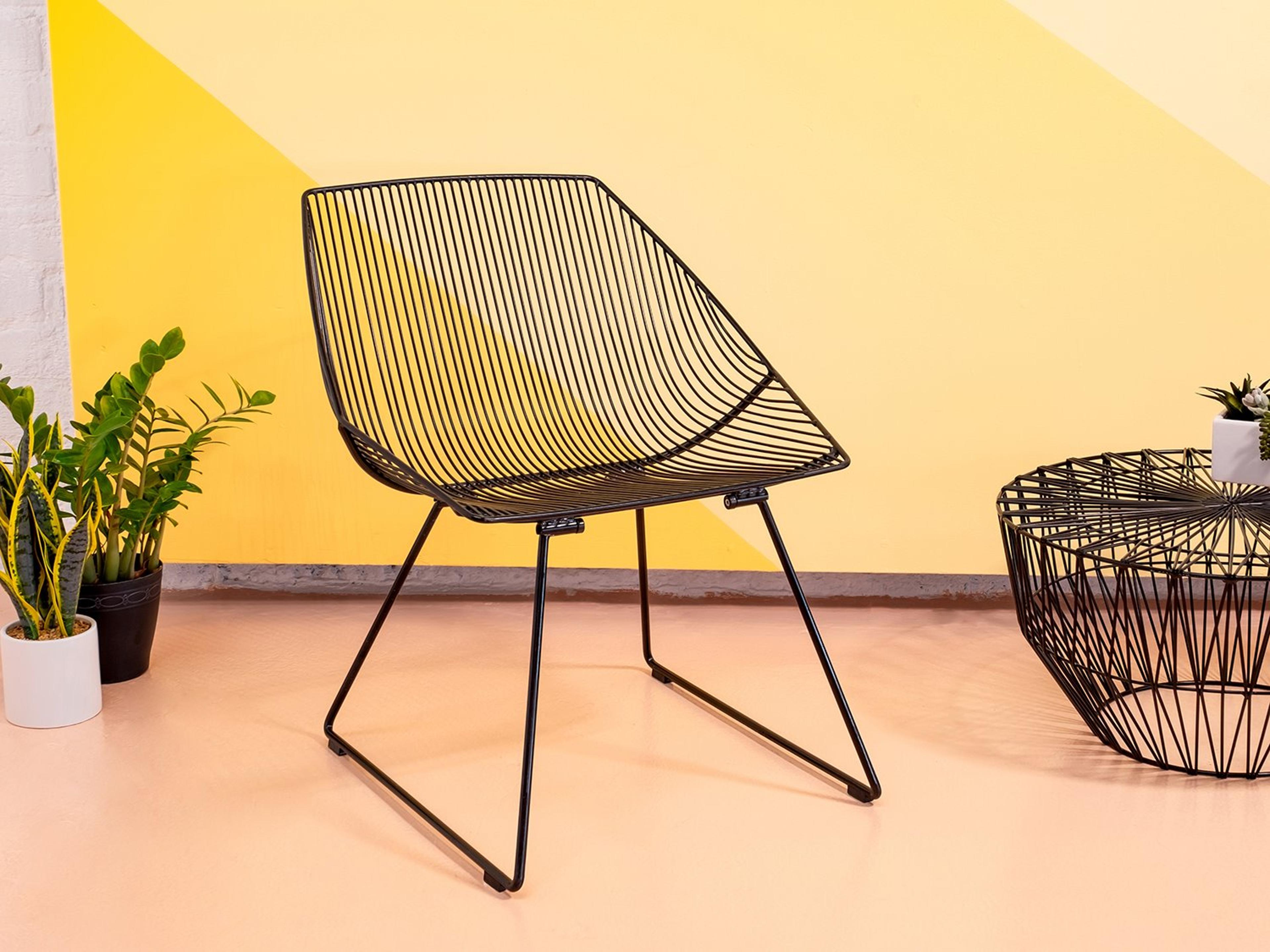 Bend Goods Outdoor Bunny Galvanized Iron Black Lounge Set