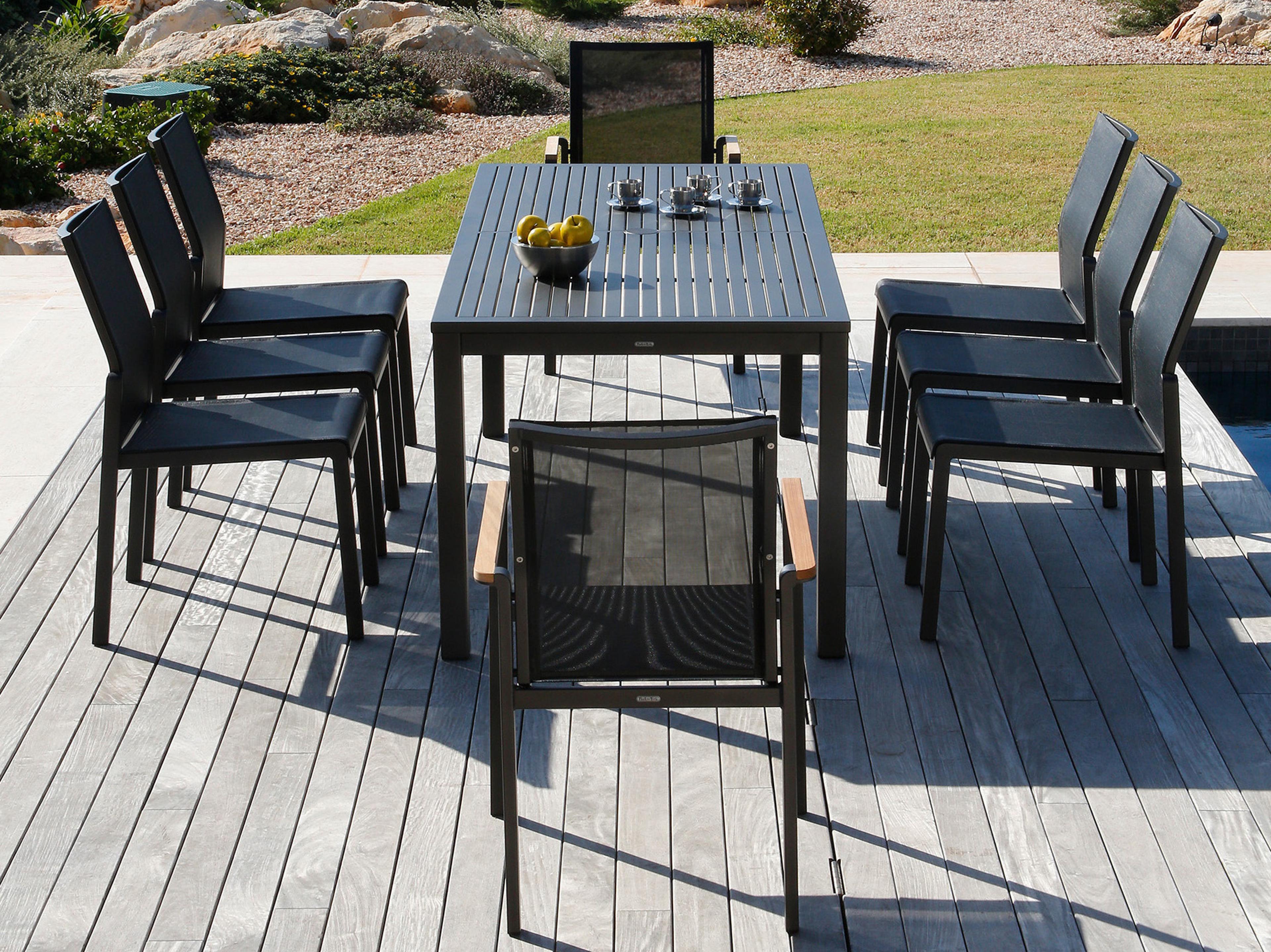 Barlow Tyrie Aura Aluminum Dining Set