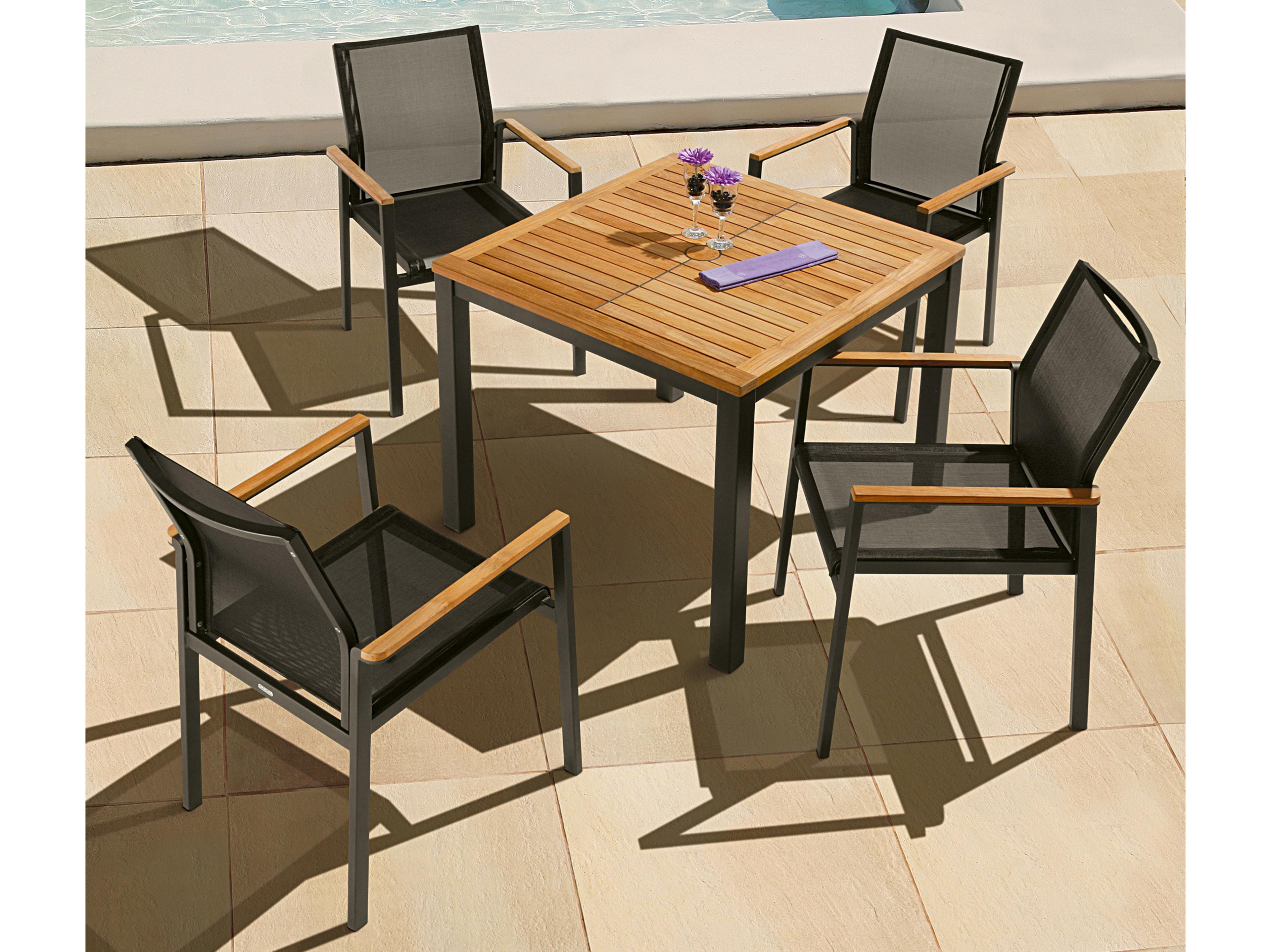 Barlow Tyrie Aura Aluminum Dining Set