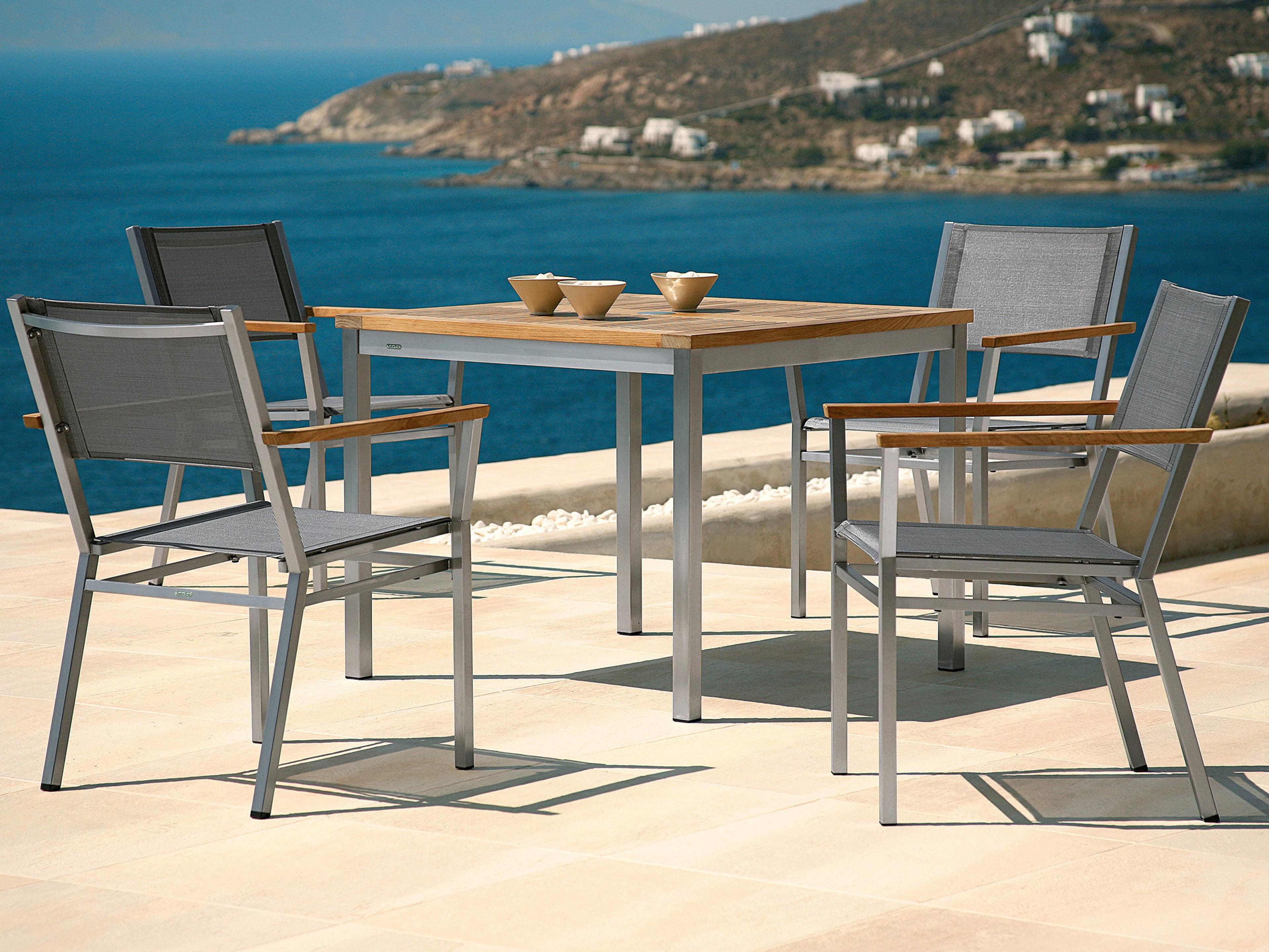 Barlow Tyrie Equinox Steel Dining Set