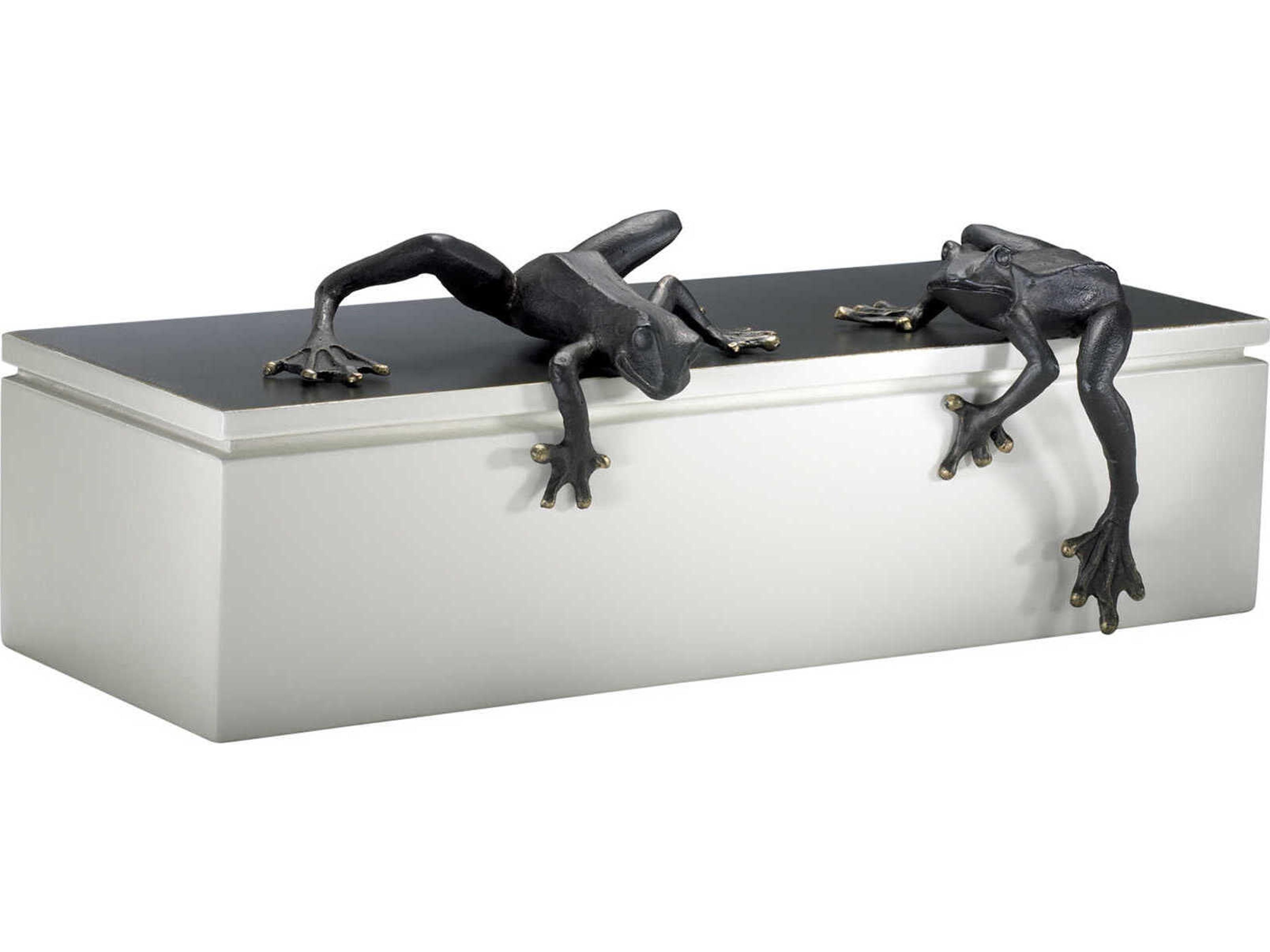 Cyan Design Old World Iron Frogs Sculpture