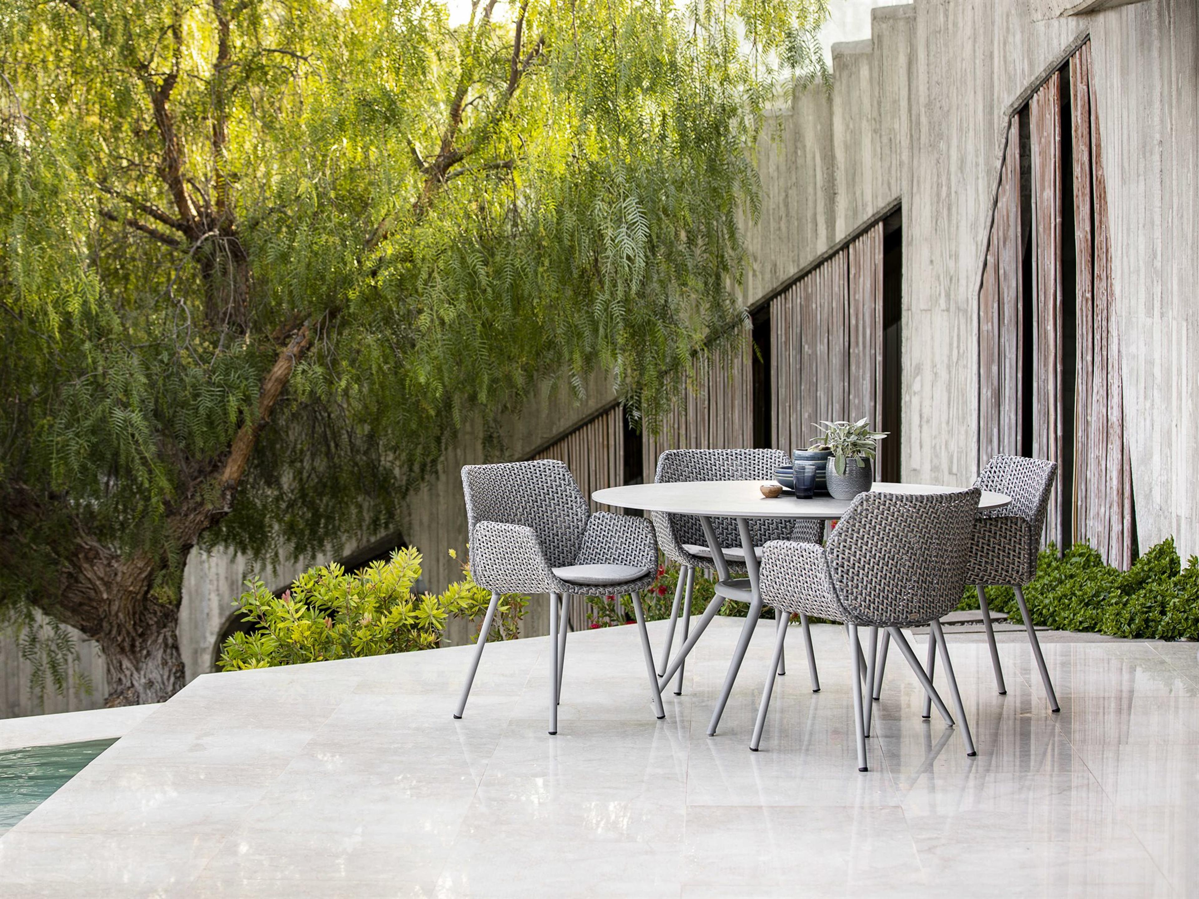 Cane Line Outdoor Vibe Aluminum Wicker Dining Set