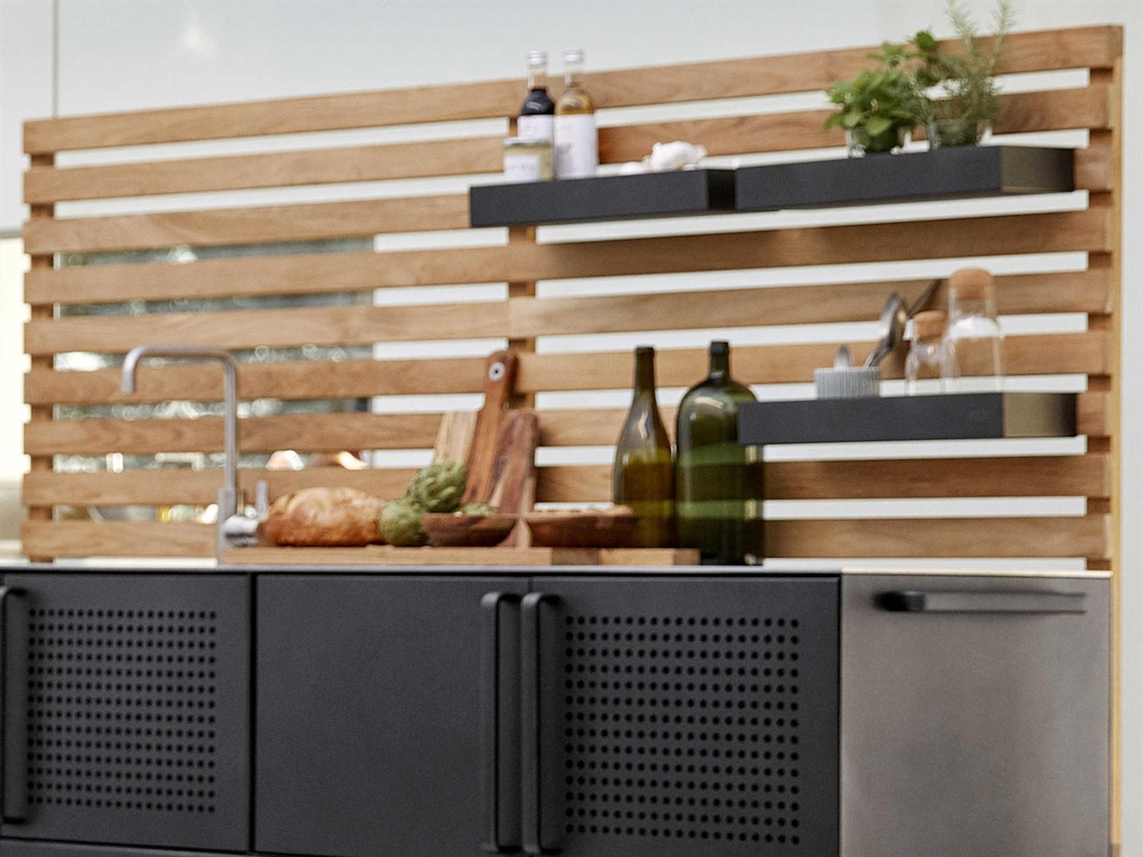 Cane Line Outdoor Drop Teak Wall