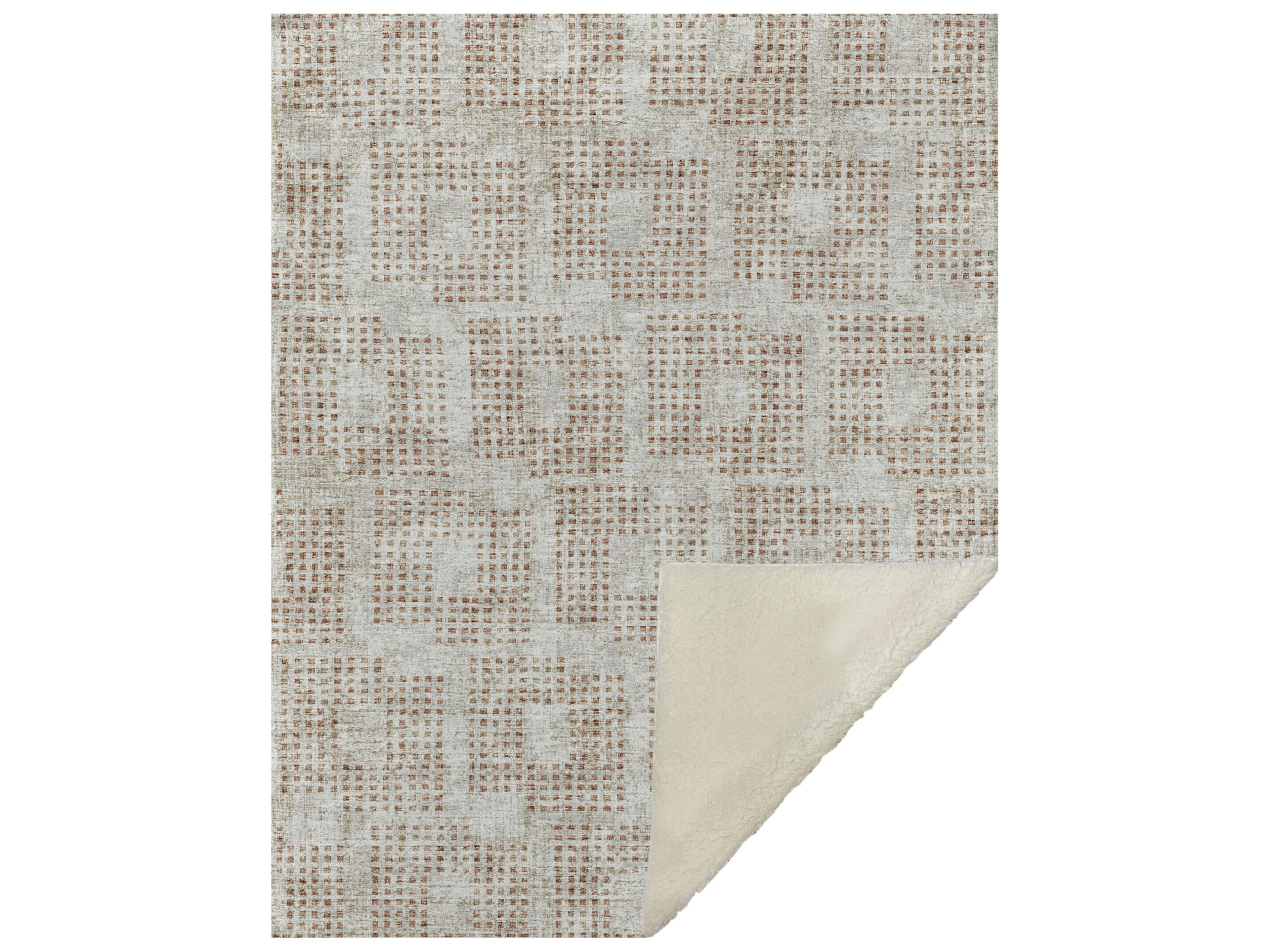 Dalyn Sherpa Ivory Polyester Throw