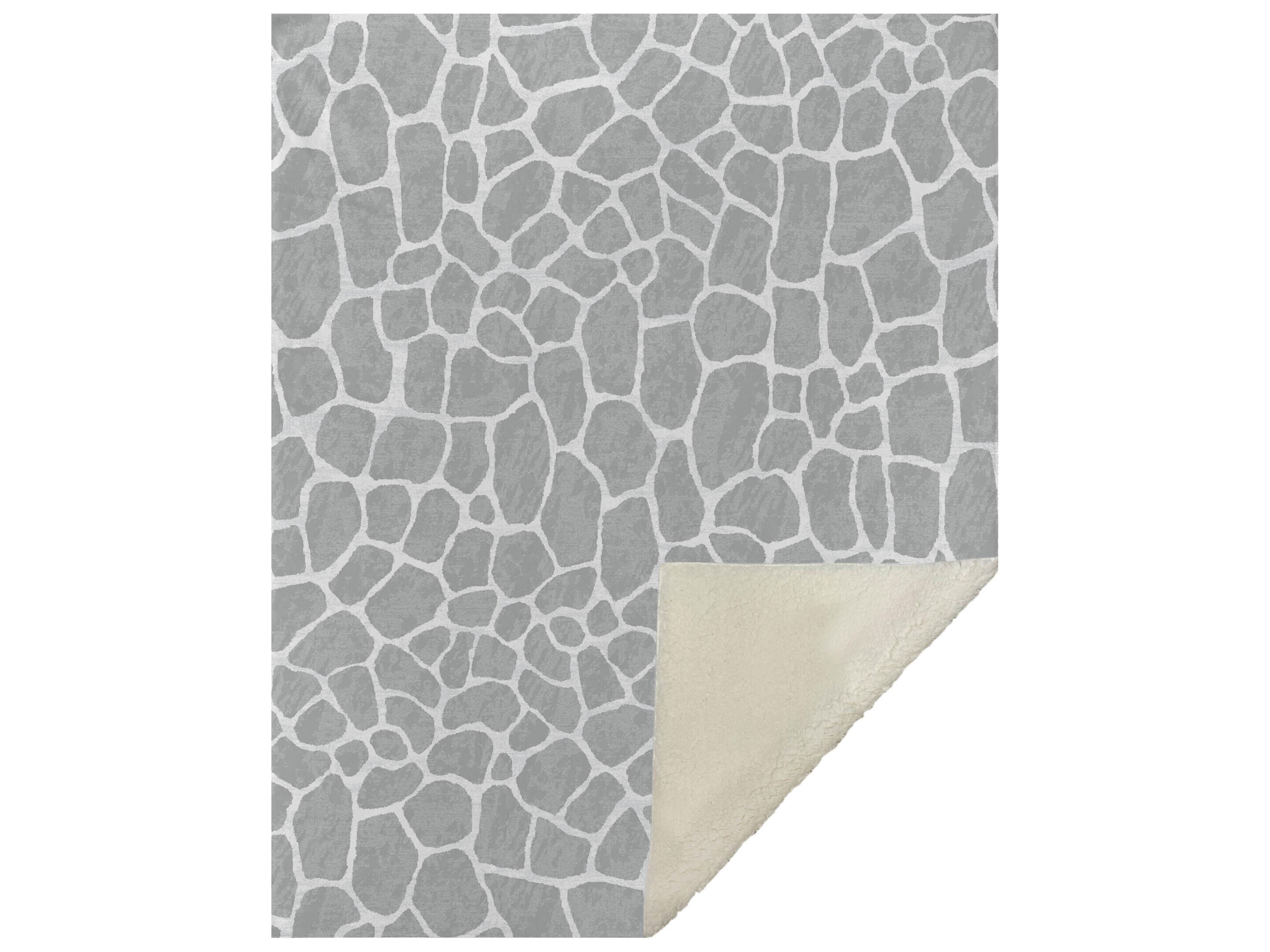 Dalyn Sherpa Gray Polyester Throw