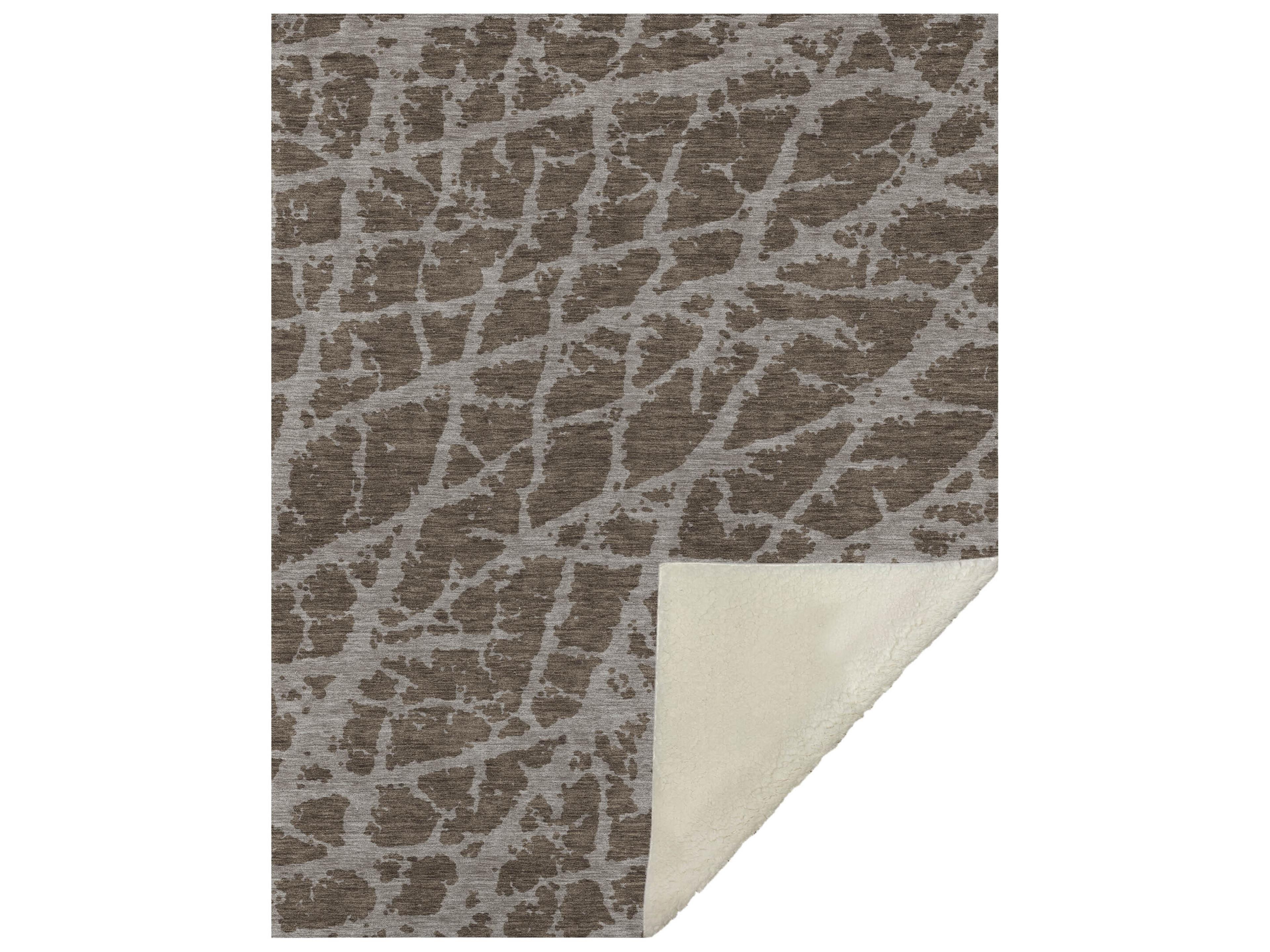 Dalyn Sherpa Brown Polyester Throw