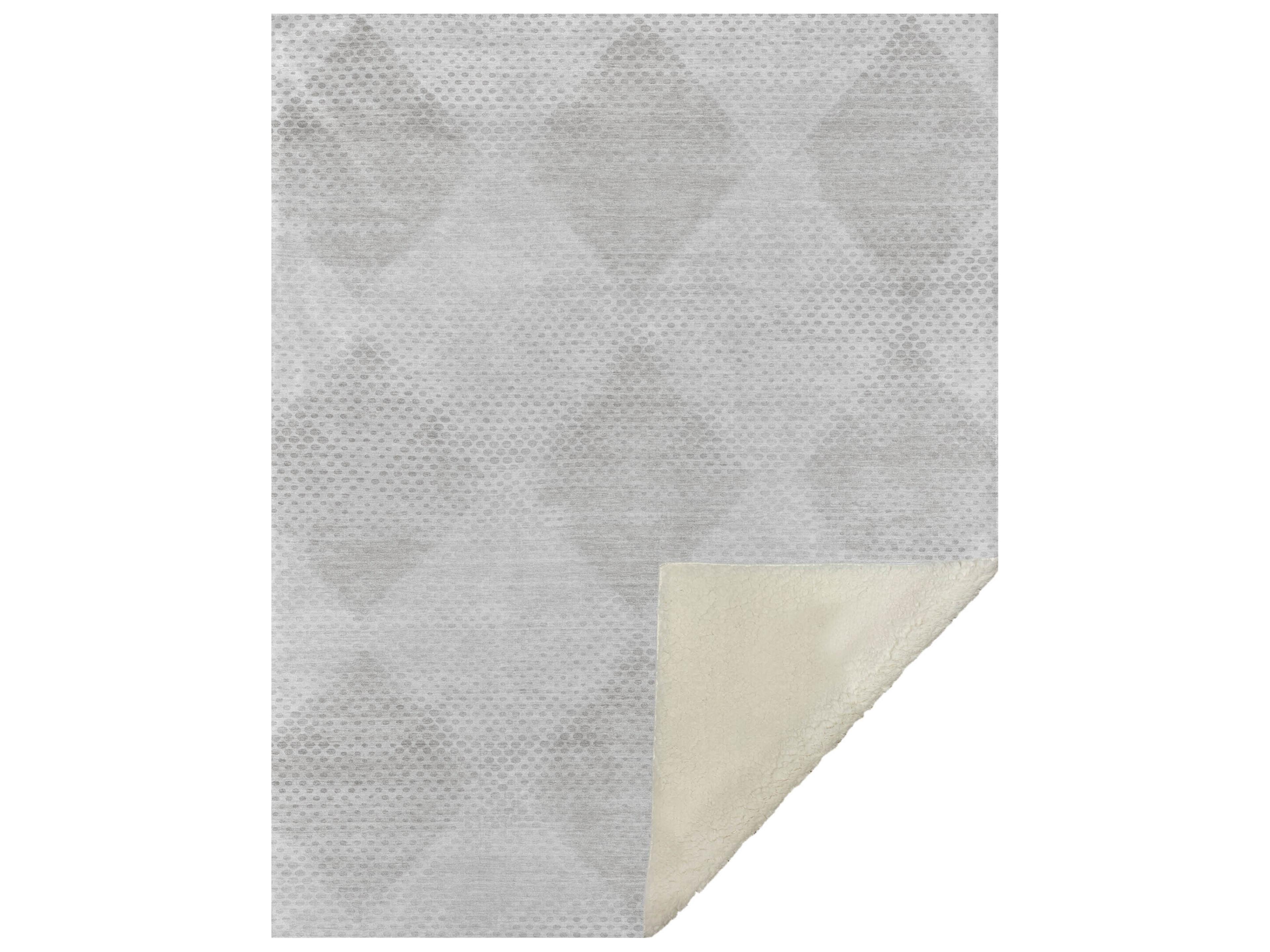 Dalyn Sherpa Ivory Polyester Throw