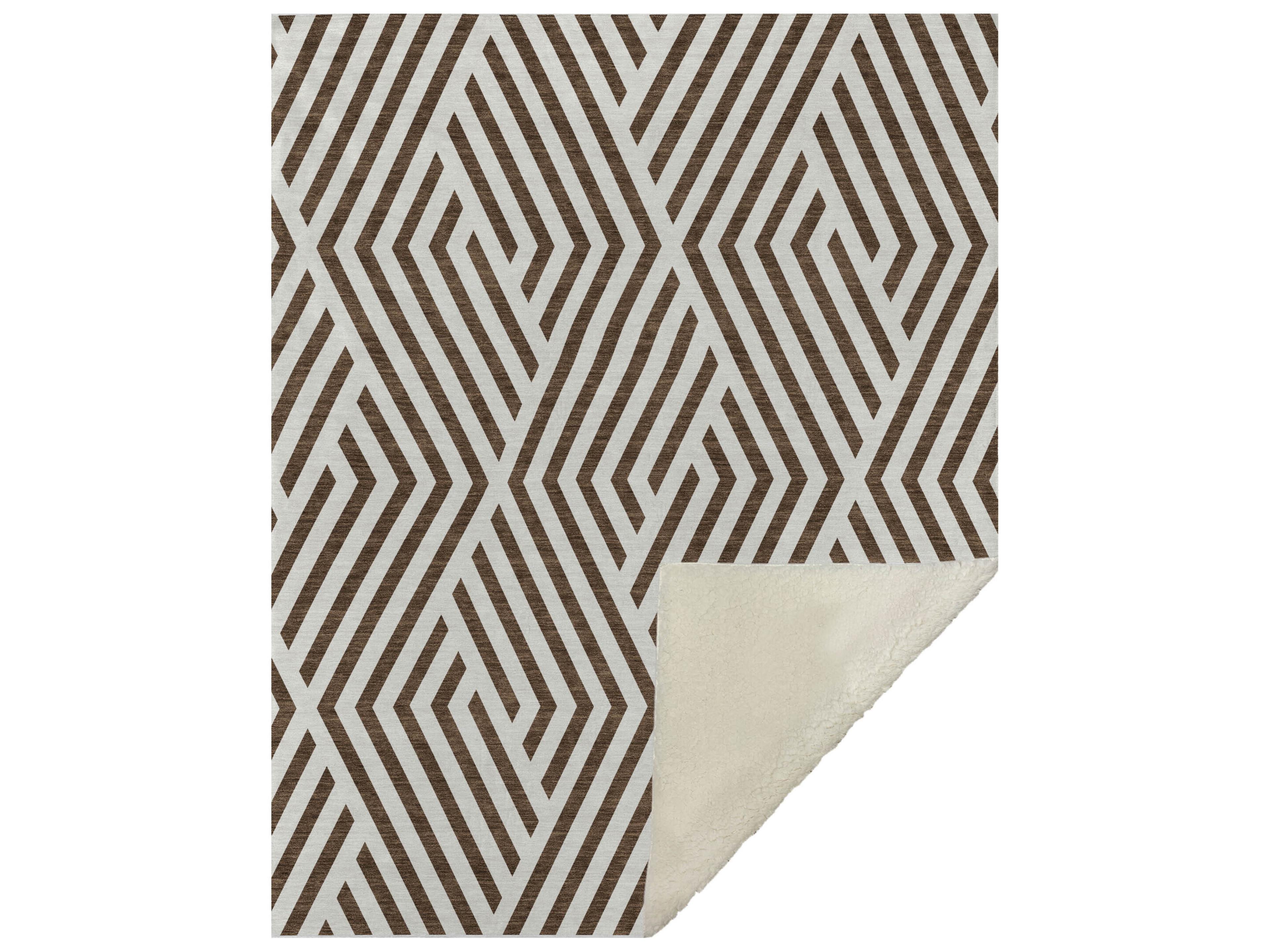 Dalyn Sherpa Brown Polyester Throw