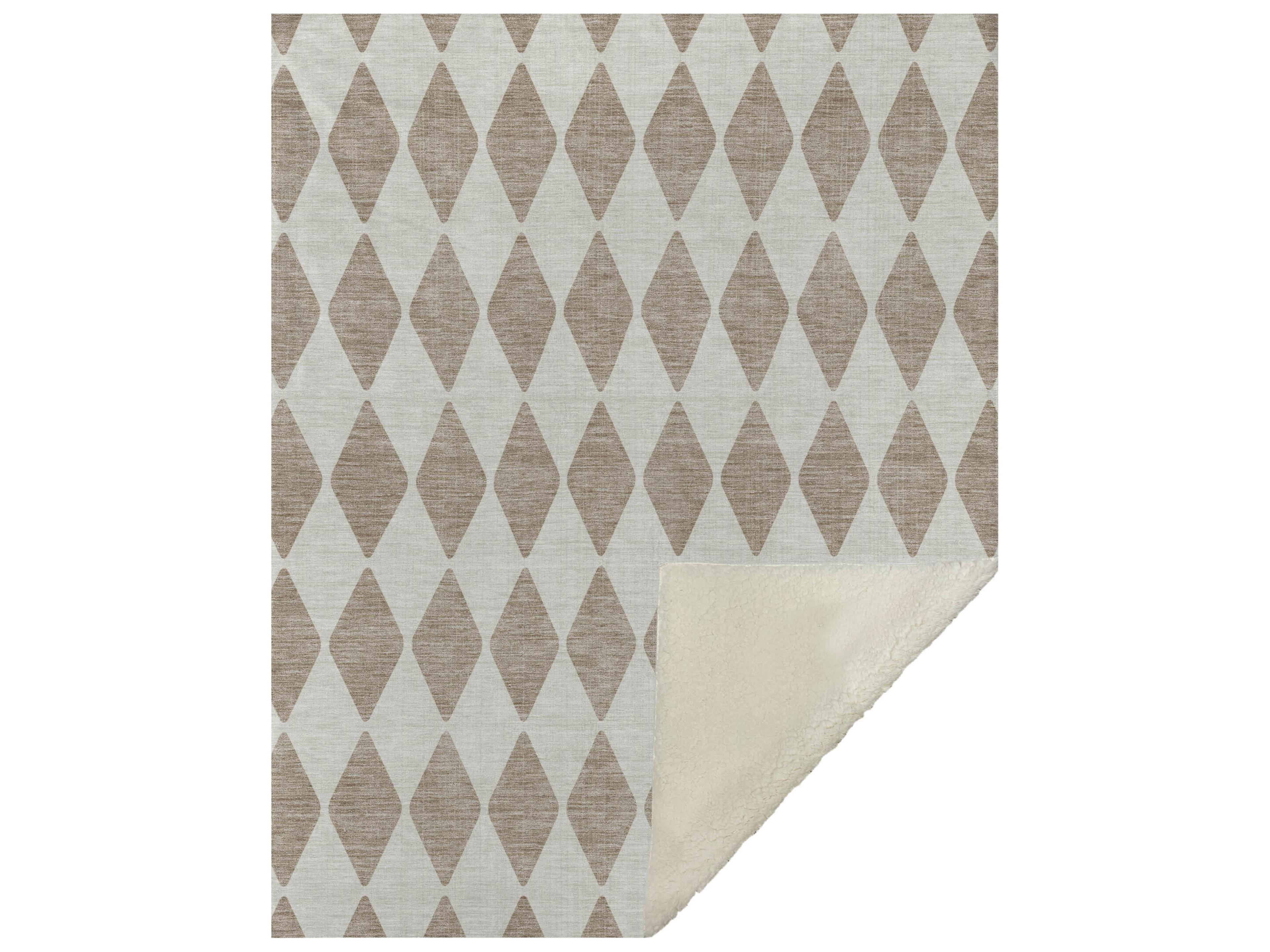Dalyn Sherpa Brown Polyester Throw