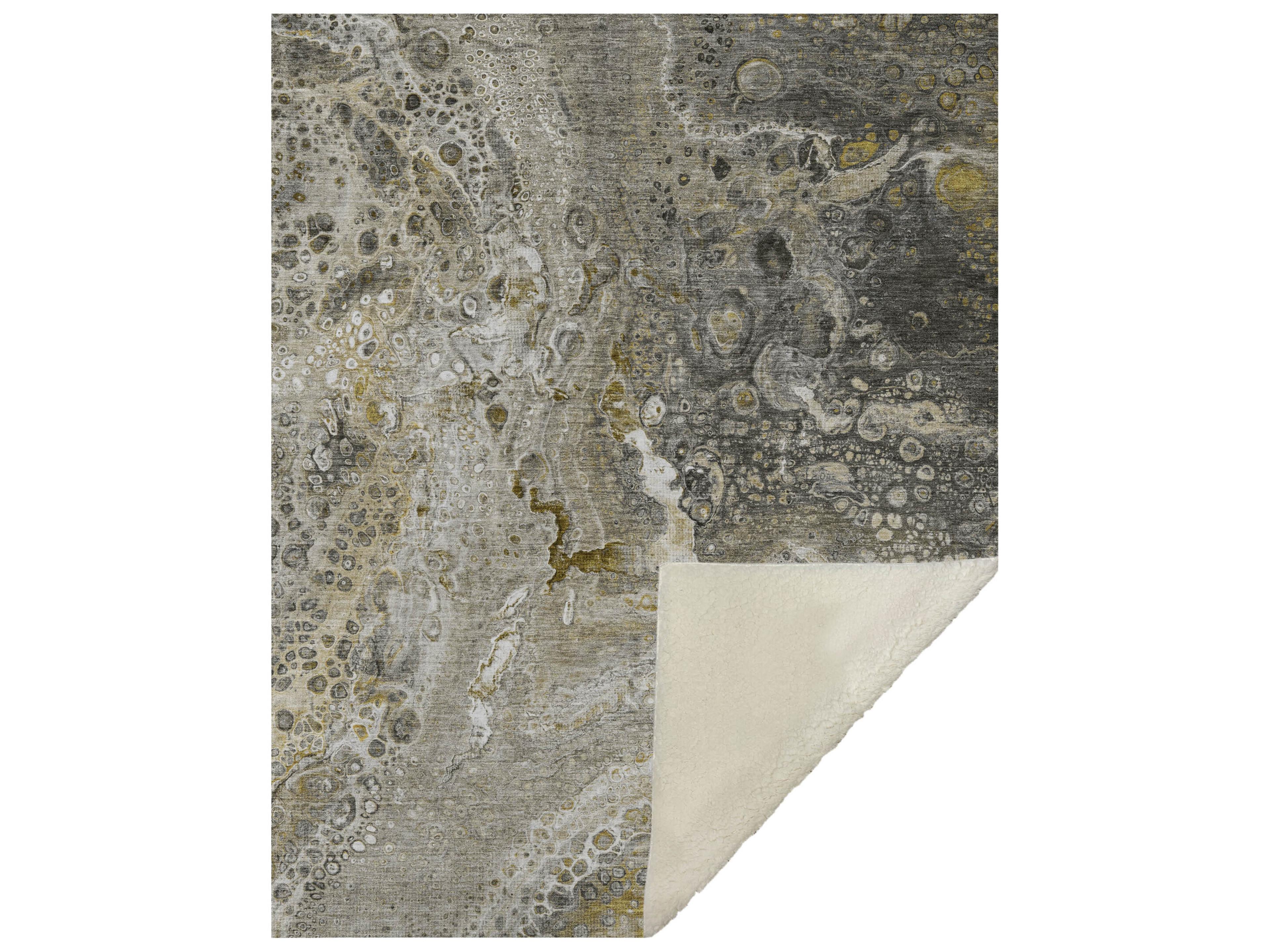 Dalyn Sherpa Brown Polyester Throw