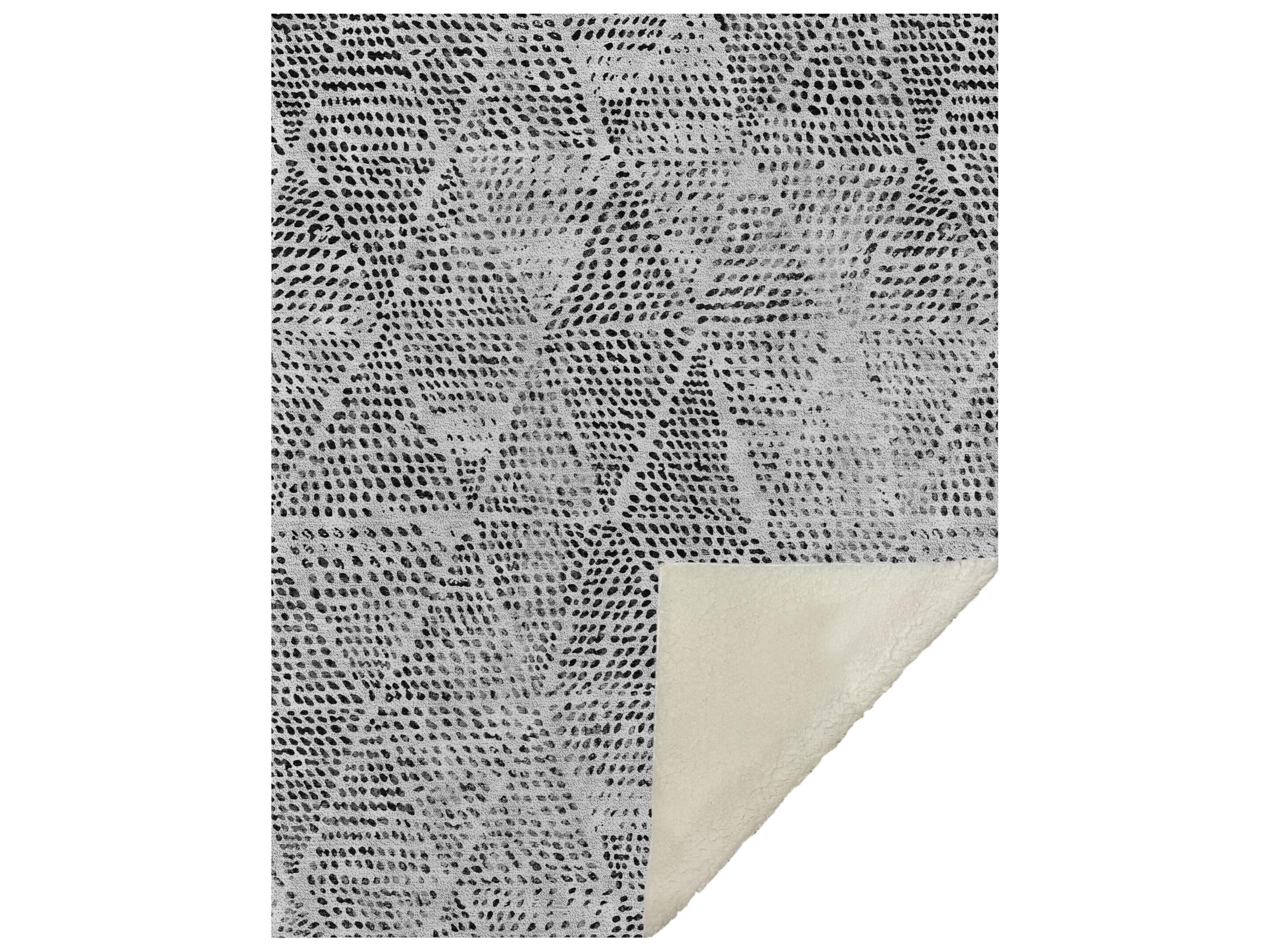Dalyn Sherpa Gray Polyester Throw