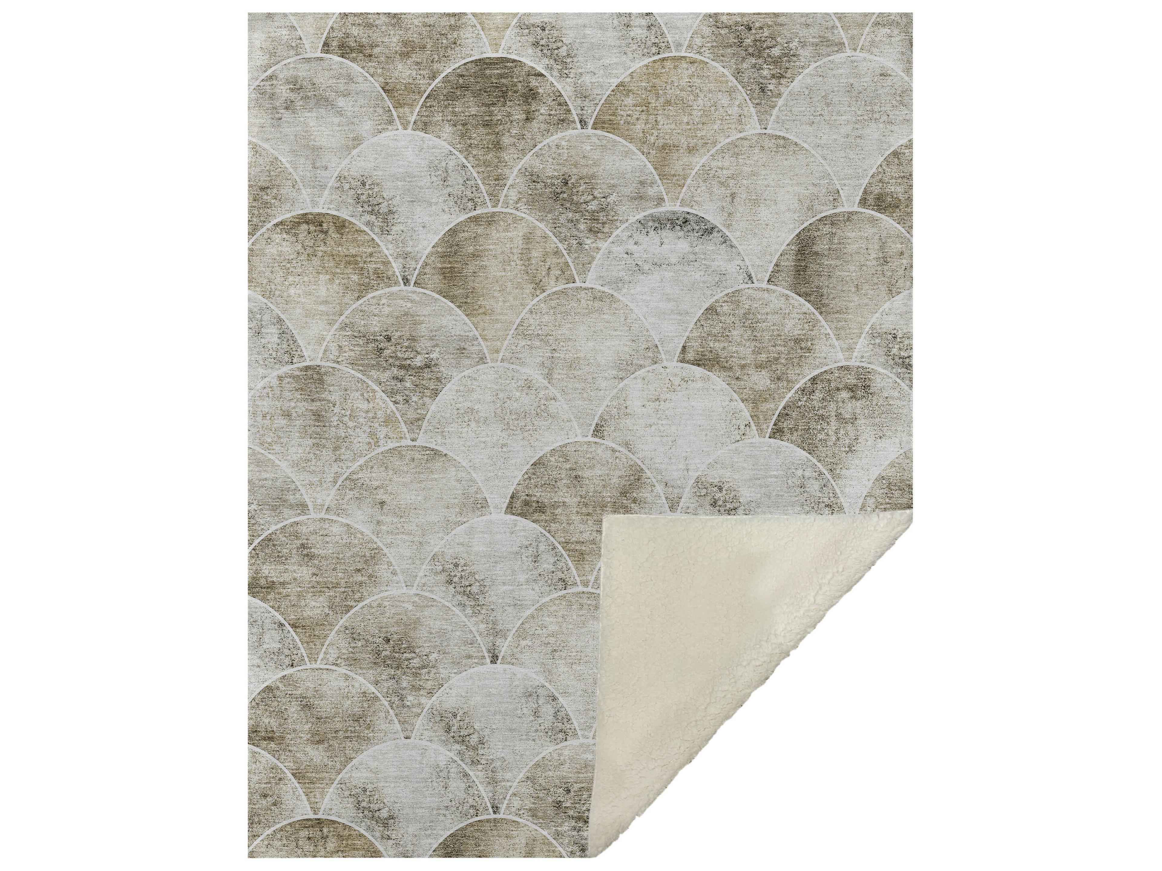 Dalyn Sherpa Brown Polyester Throw