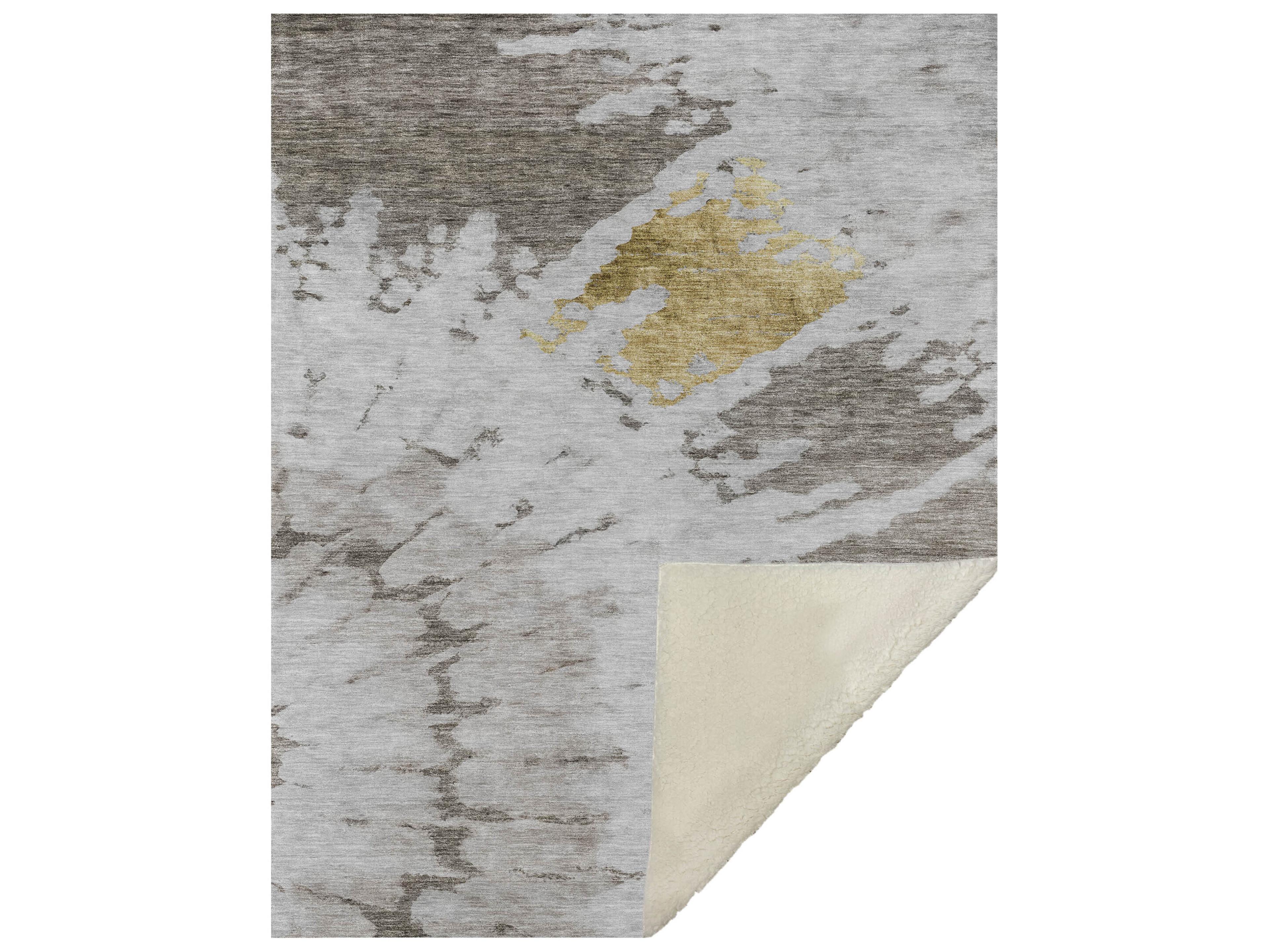 Dalyn Sherpa Brown Polyester Throw