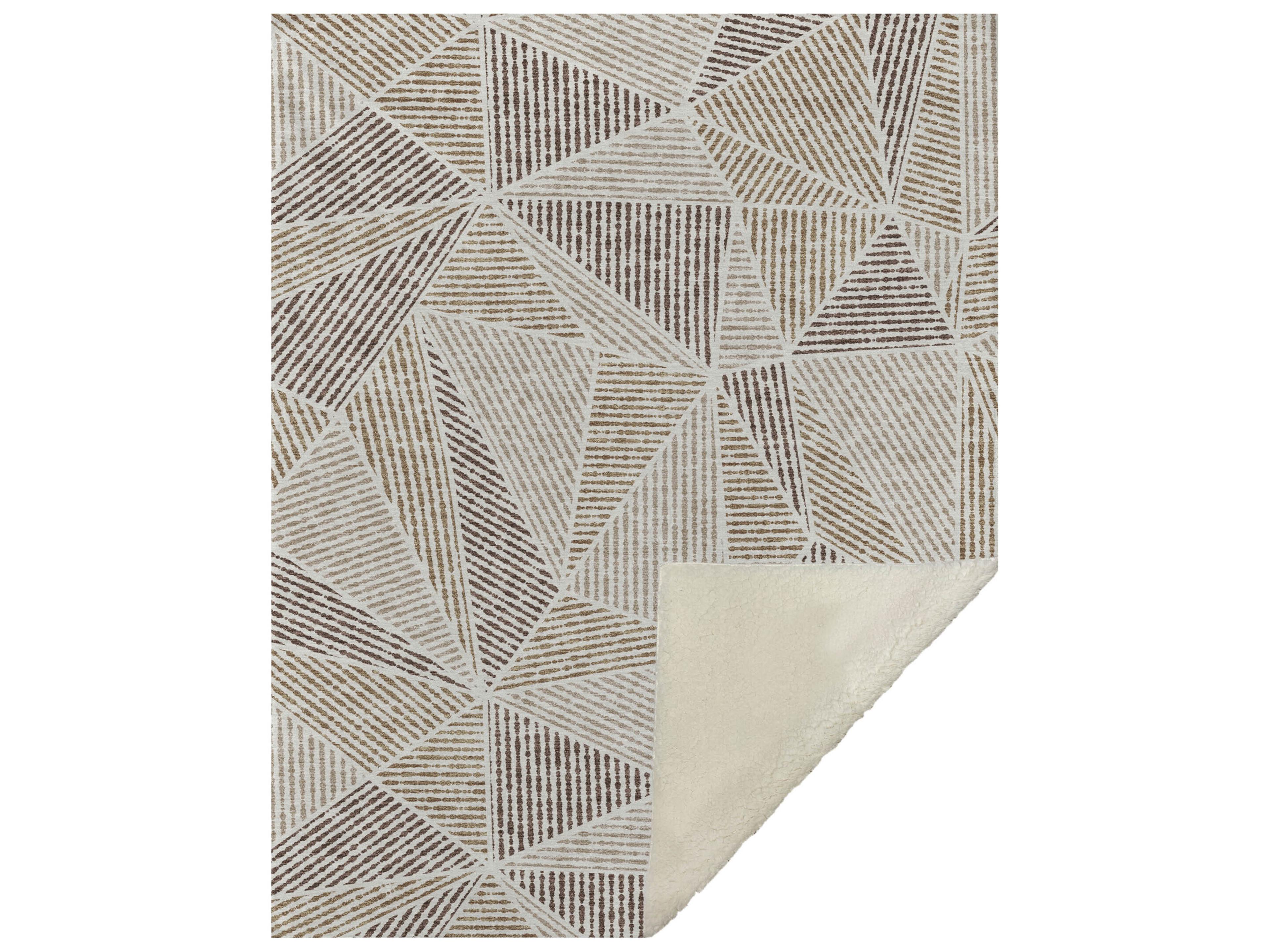 Dalyn Sherpa Brown Polyester Throw