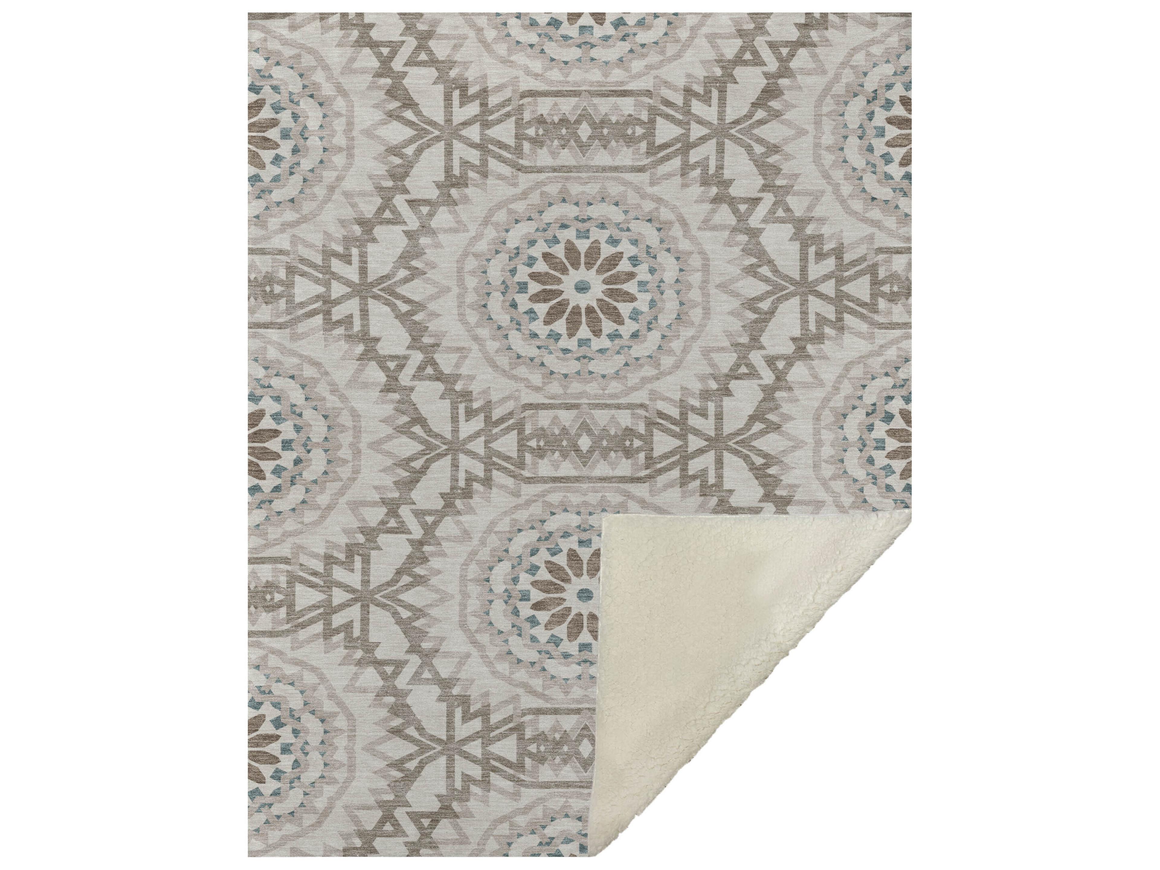 Dalyn Sherpa Brown Polyester Throw