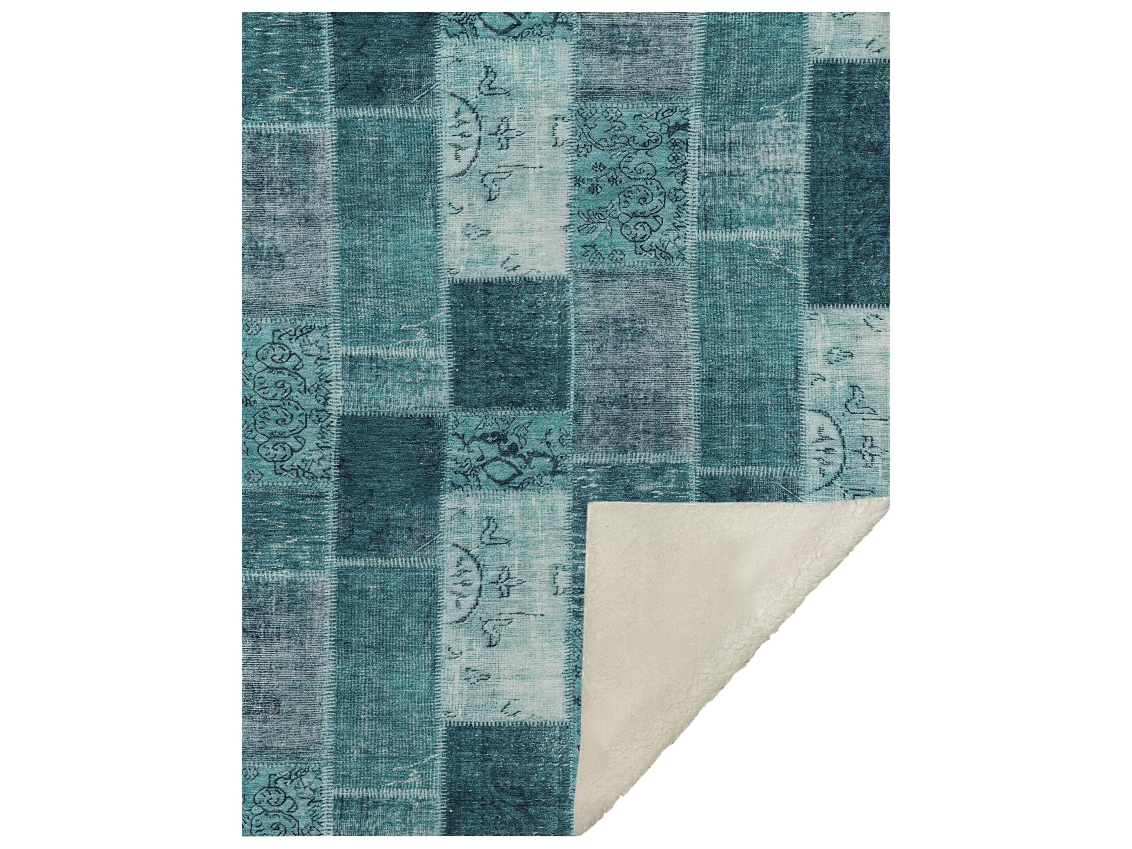 Dalyn Sherpa Teal Polyester Throw
