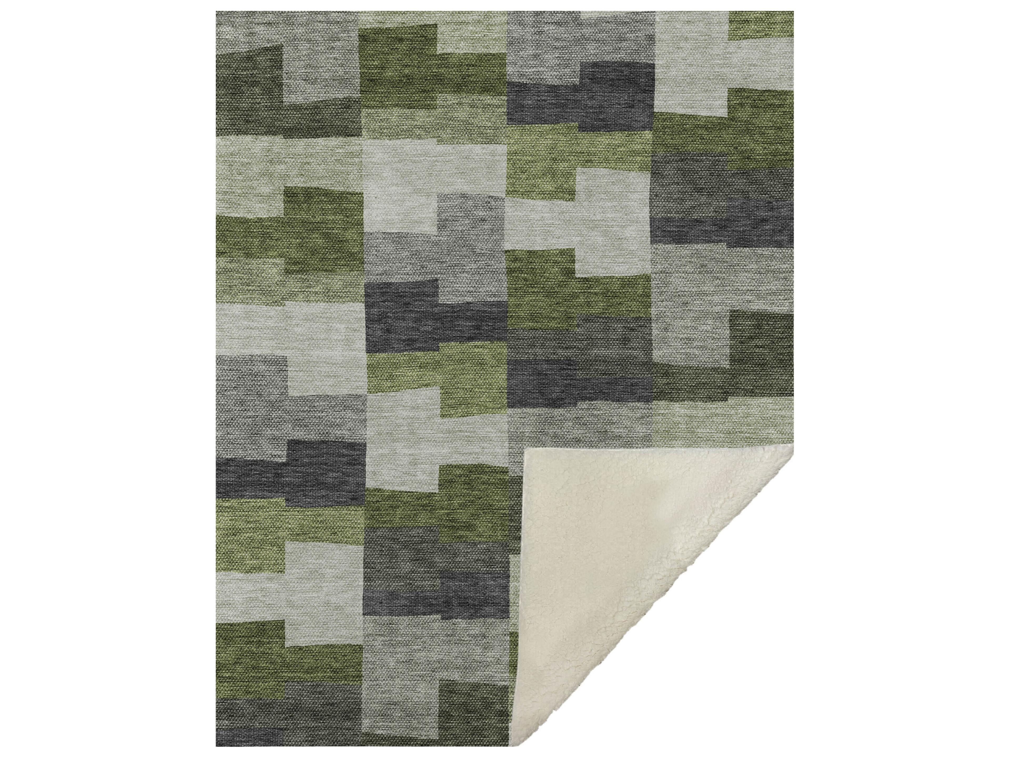 Dalyn Sherpa Green Polyester Throw