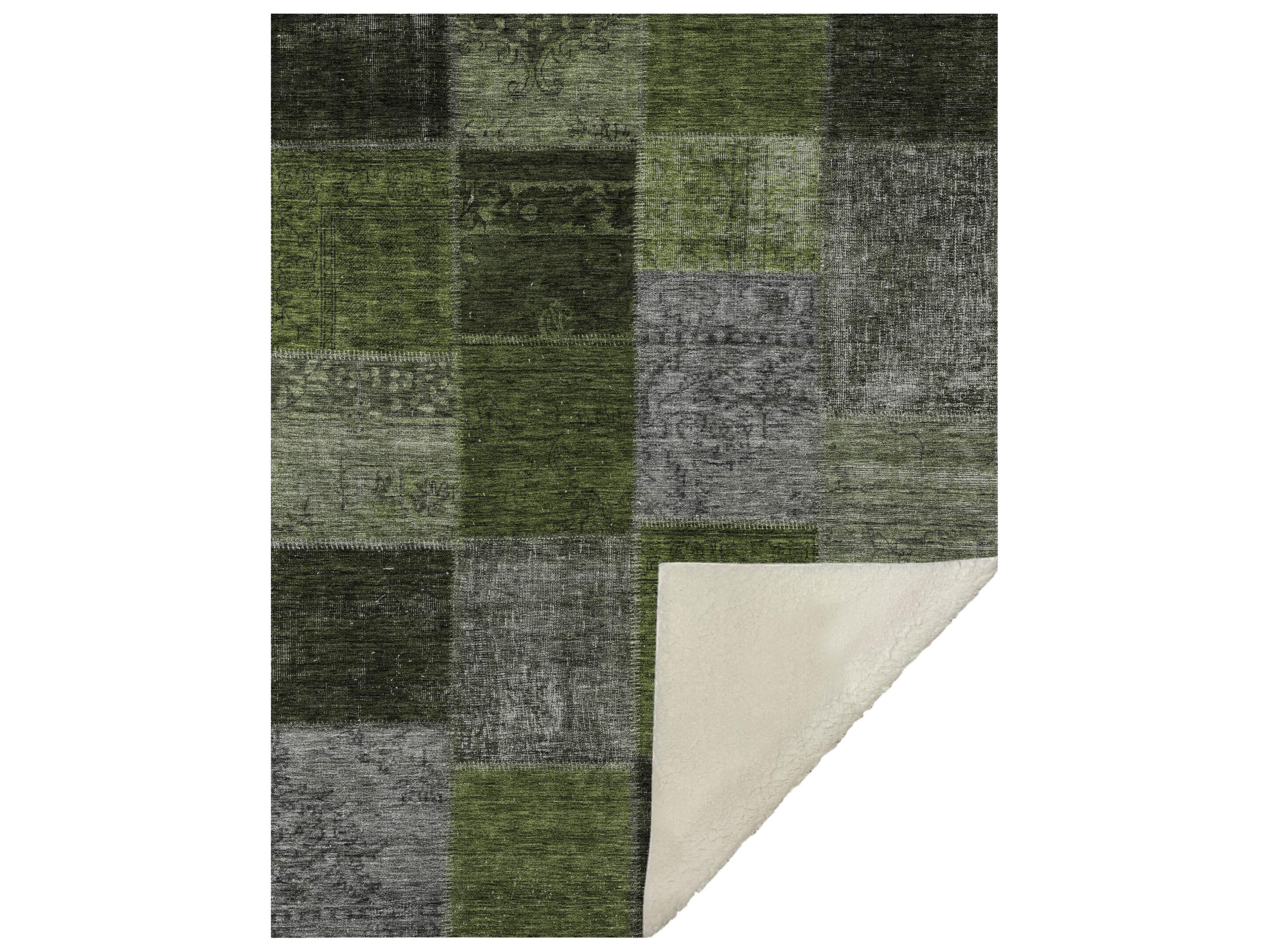 Dalyn Sherpa Green Polyester Throw