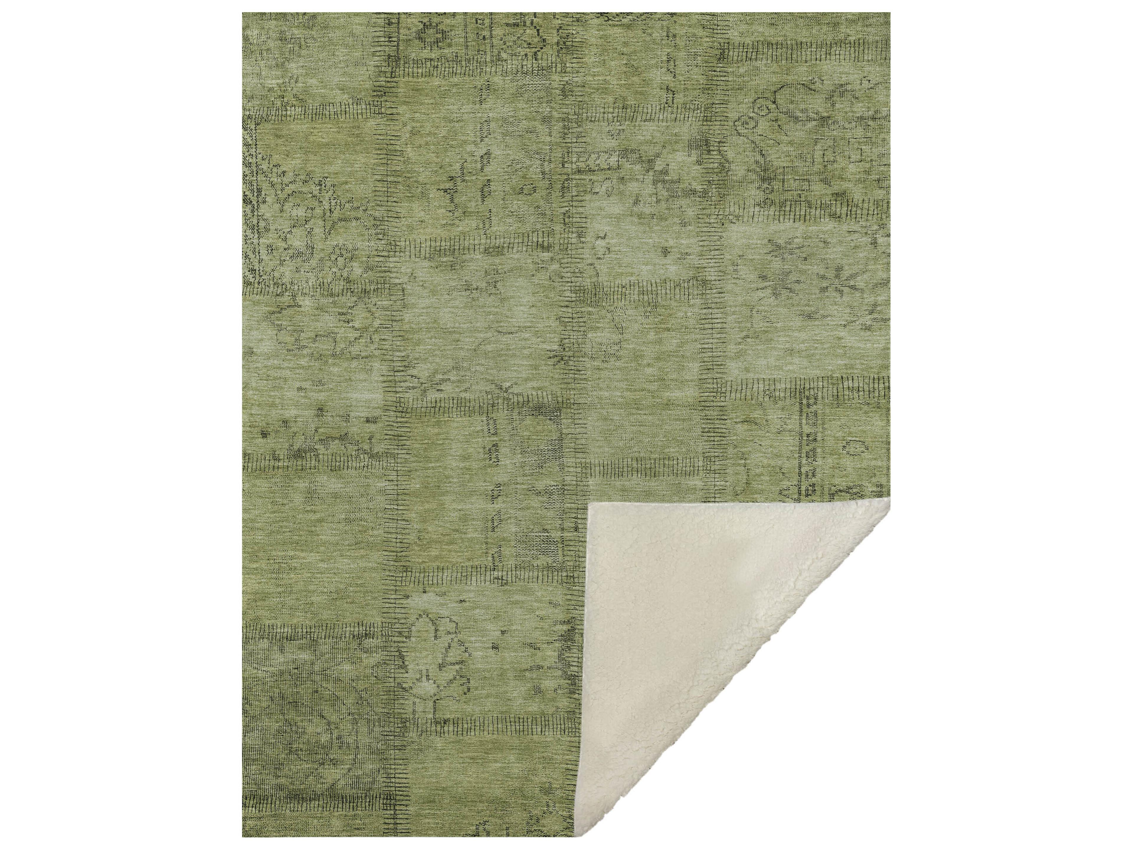 Dalyn Sherpa Green Polyester Throw
