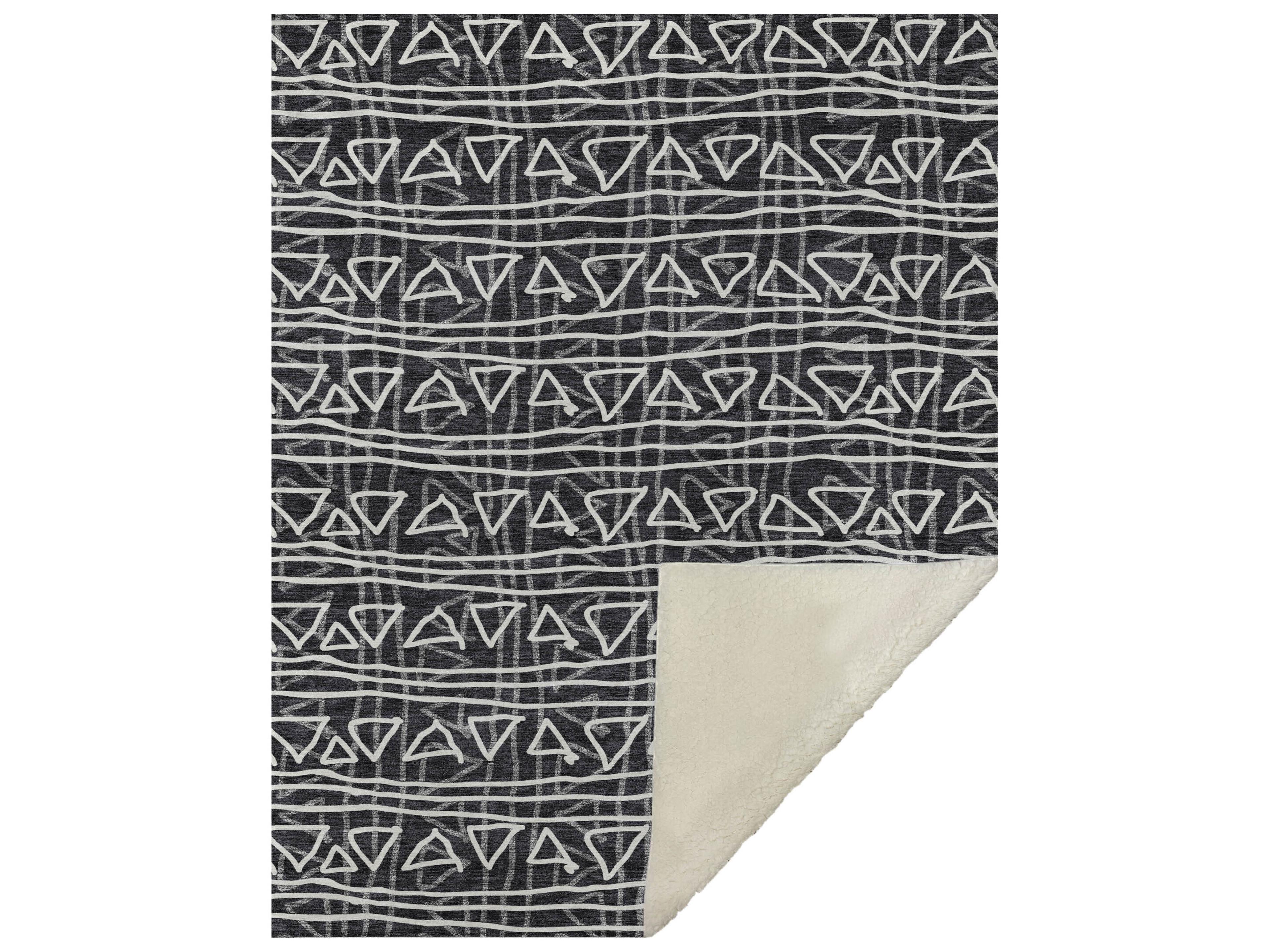 Dalyn Sherpa Black Polyester Throw
