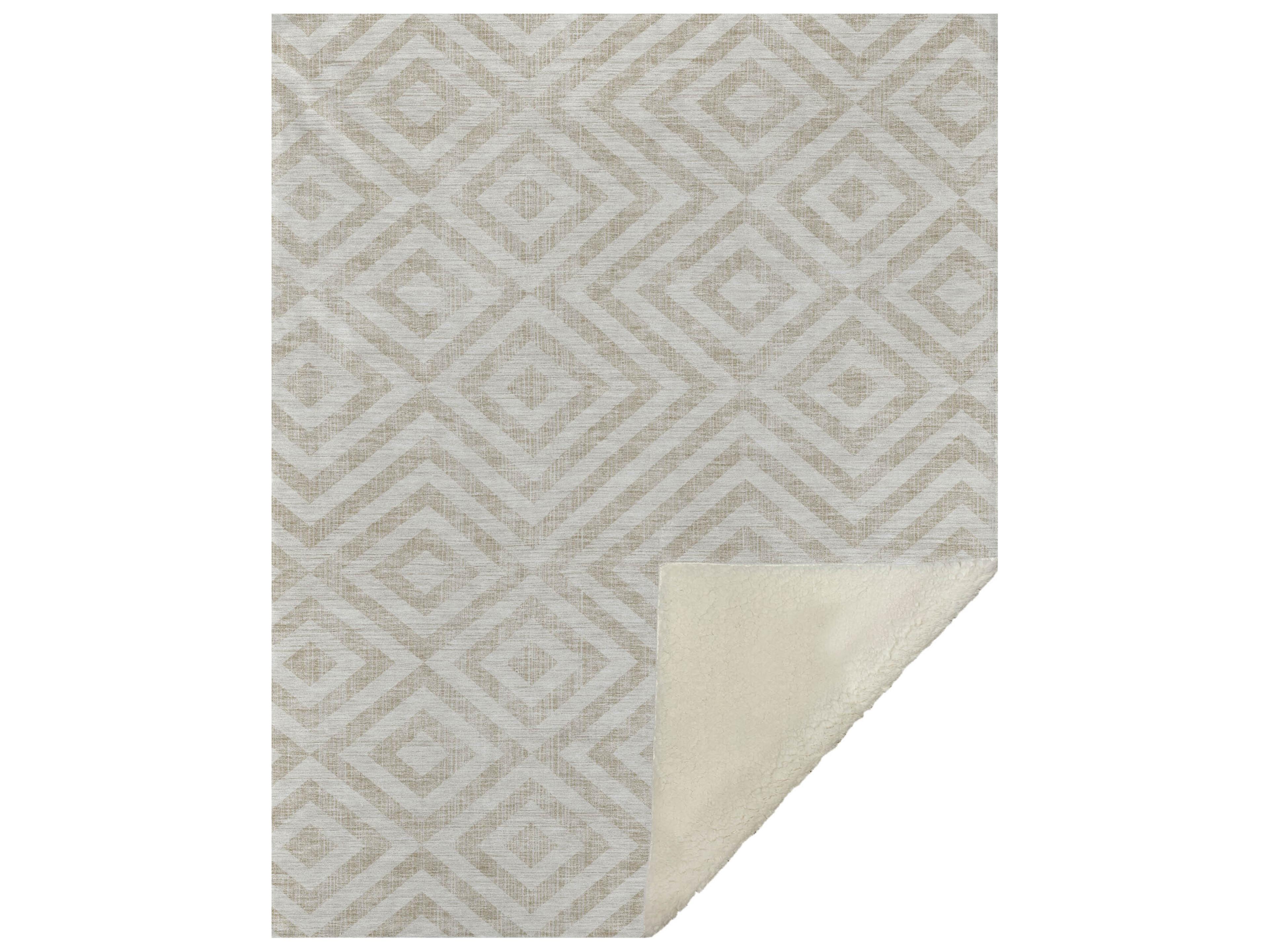 Dalyn Sherpa Ivory Polyester Throw
