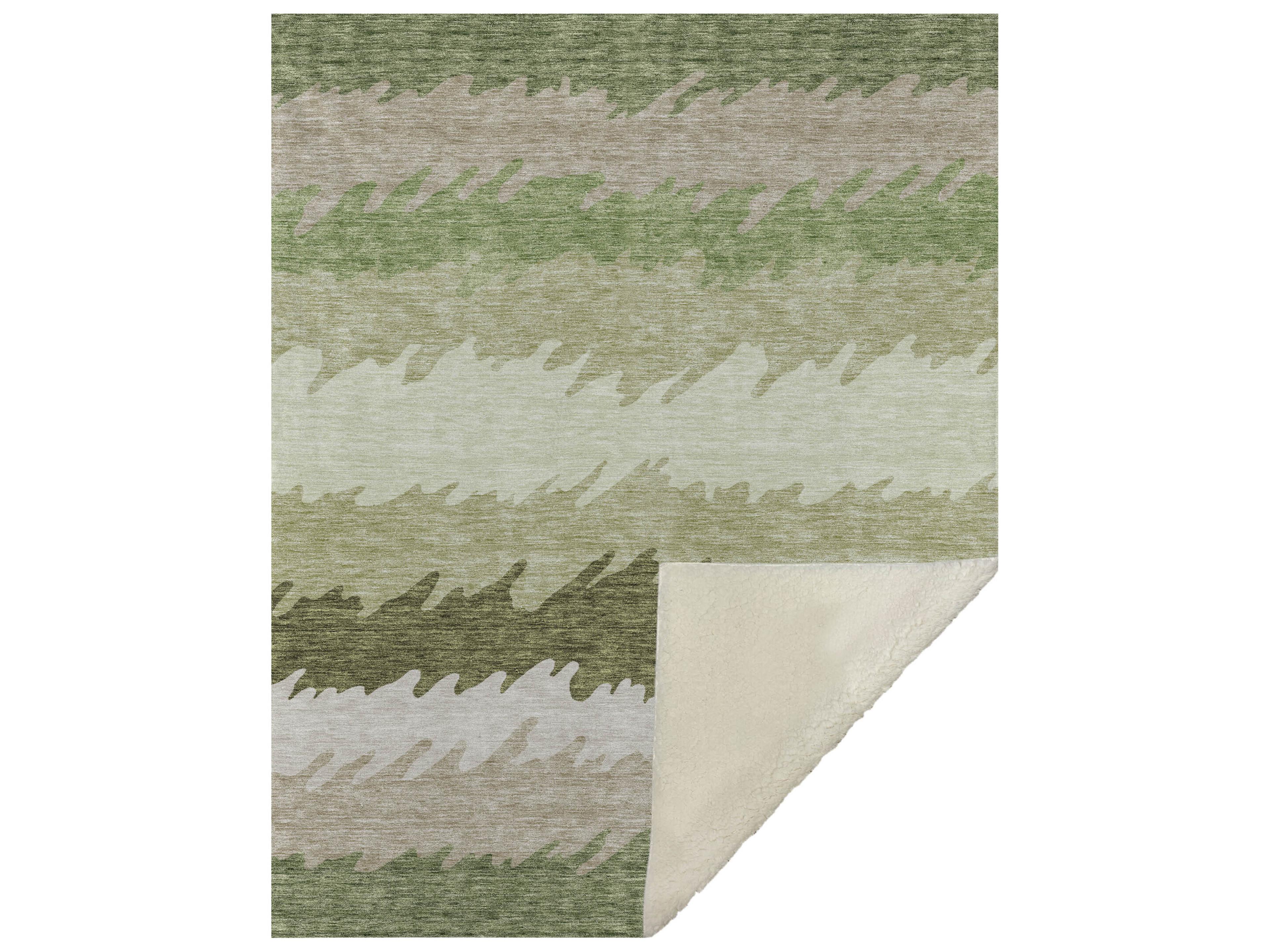 Dalyn Sherpa Green Polyester Throw