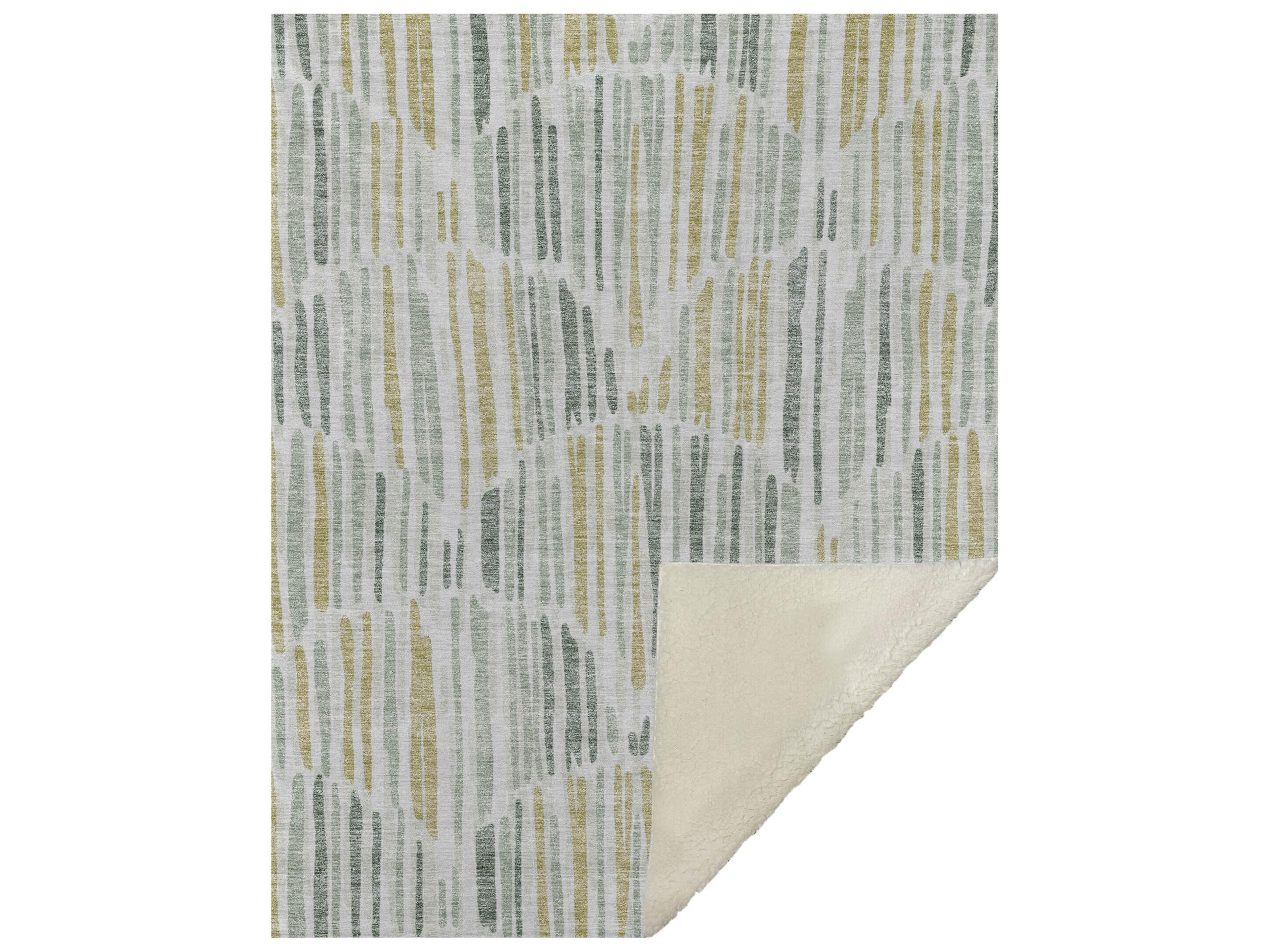 Dalyn Sherpa Green Polyester Throw