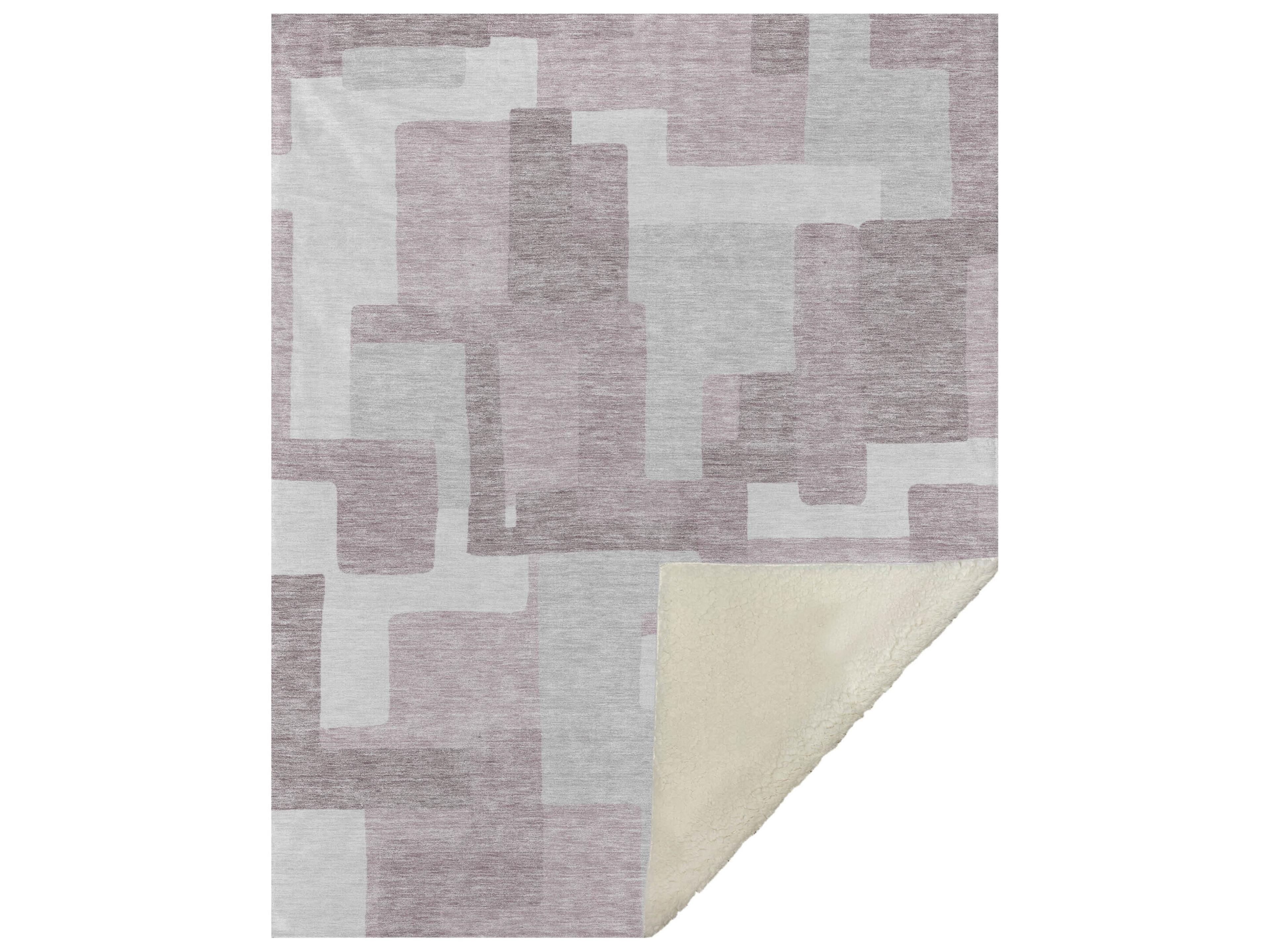 Dalyn Sherpa Pink Polyester Throw