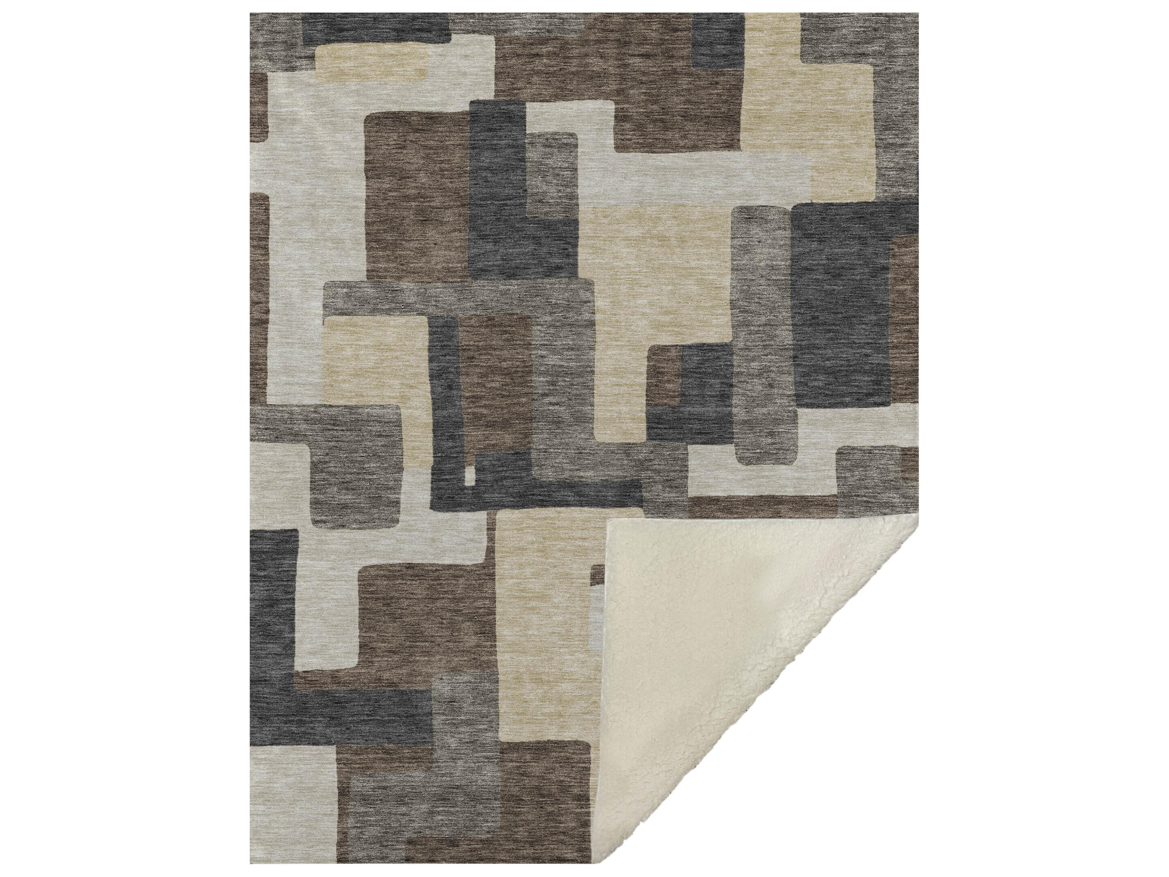Dalyn Sherpa Brown Polyester Throw