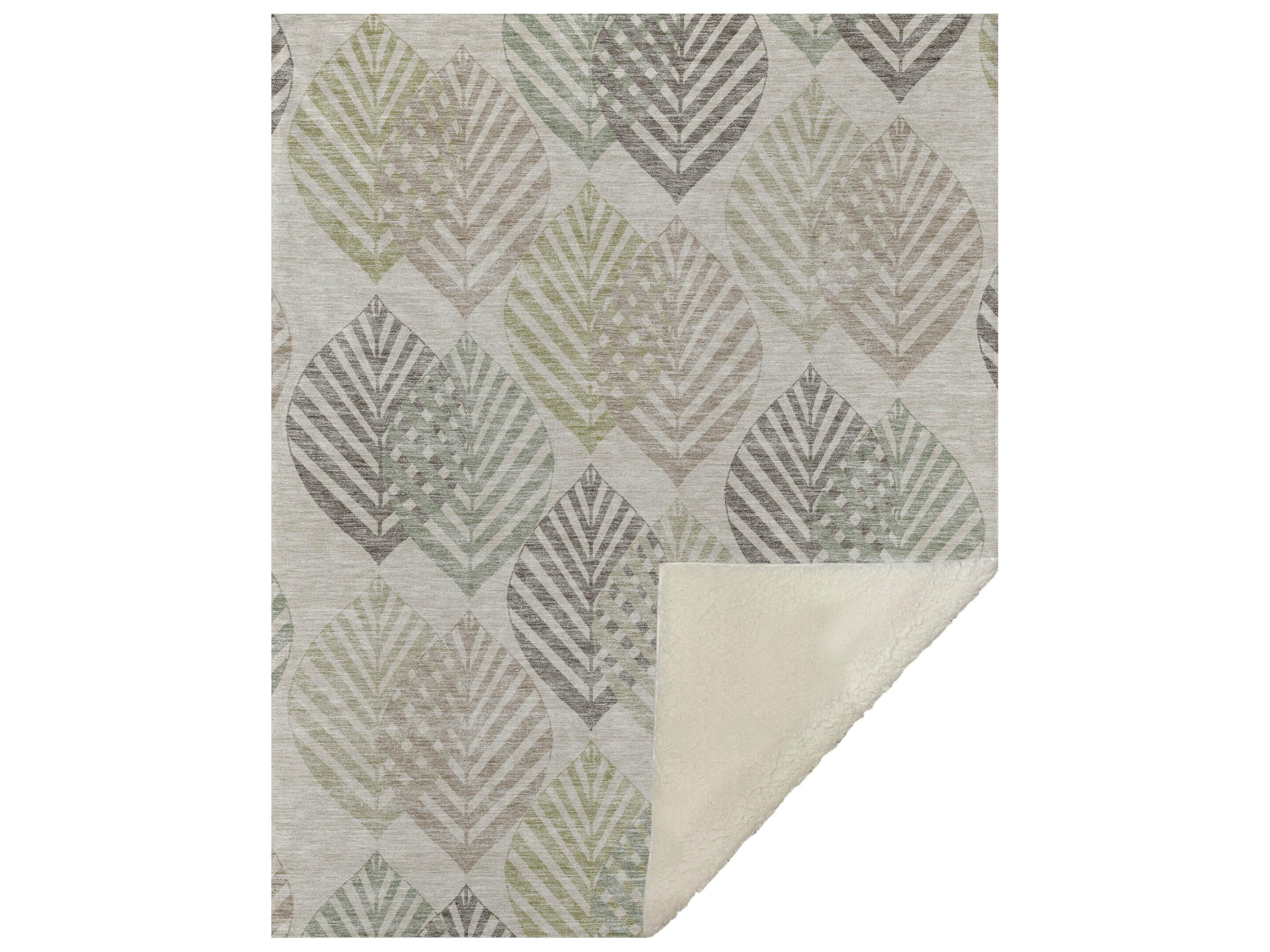 Dalyn Sherpa Brown Polyester Throw