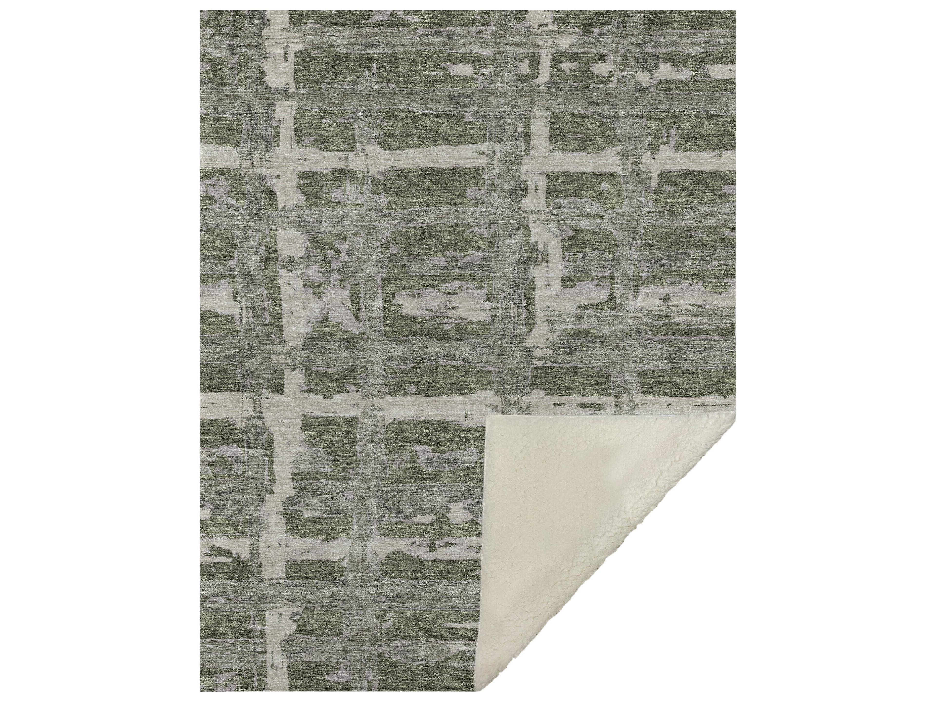 Dalyn Sherpa Green Polyester Throw