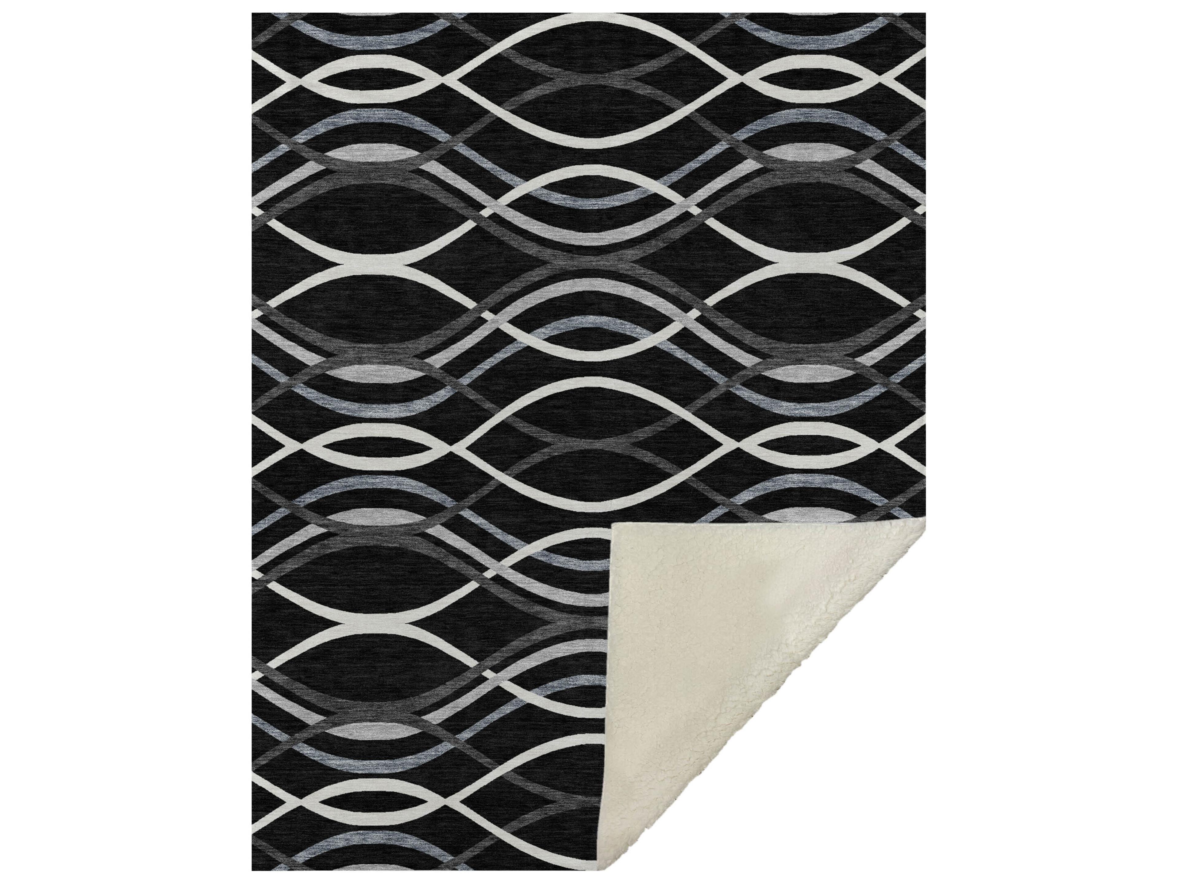 Dalyn Sherpa Black Polyester Throw