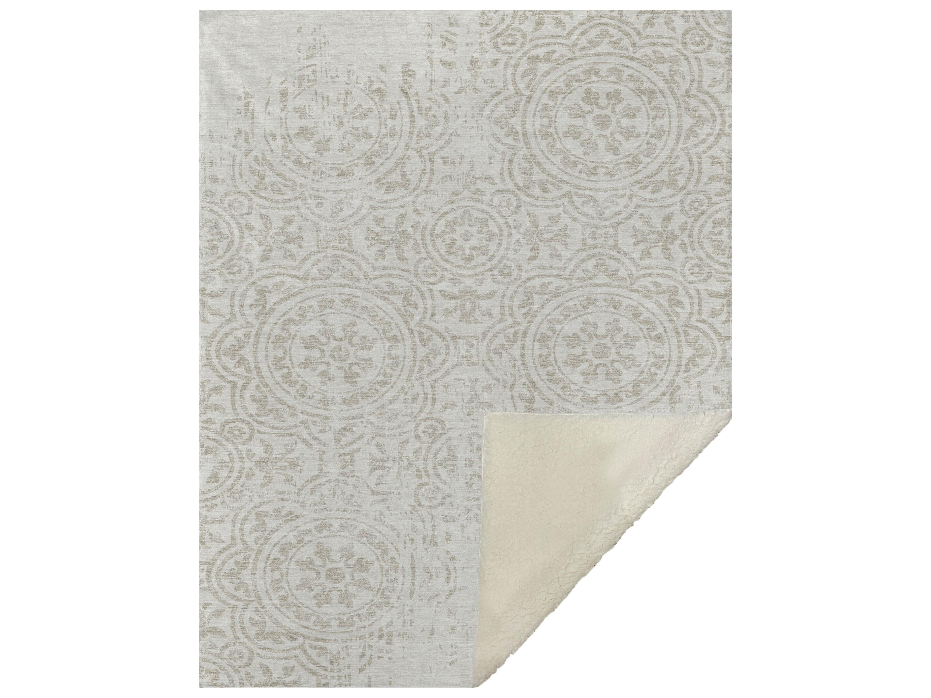 Dalyn Sherpa Ivory Polyester Throw