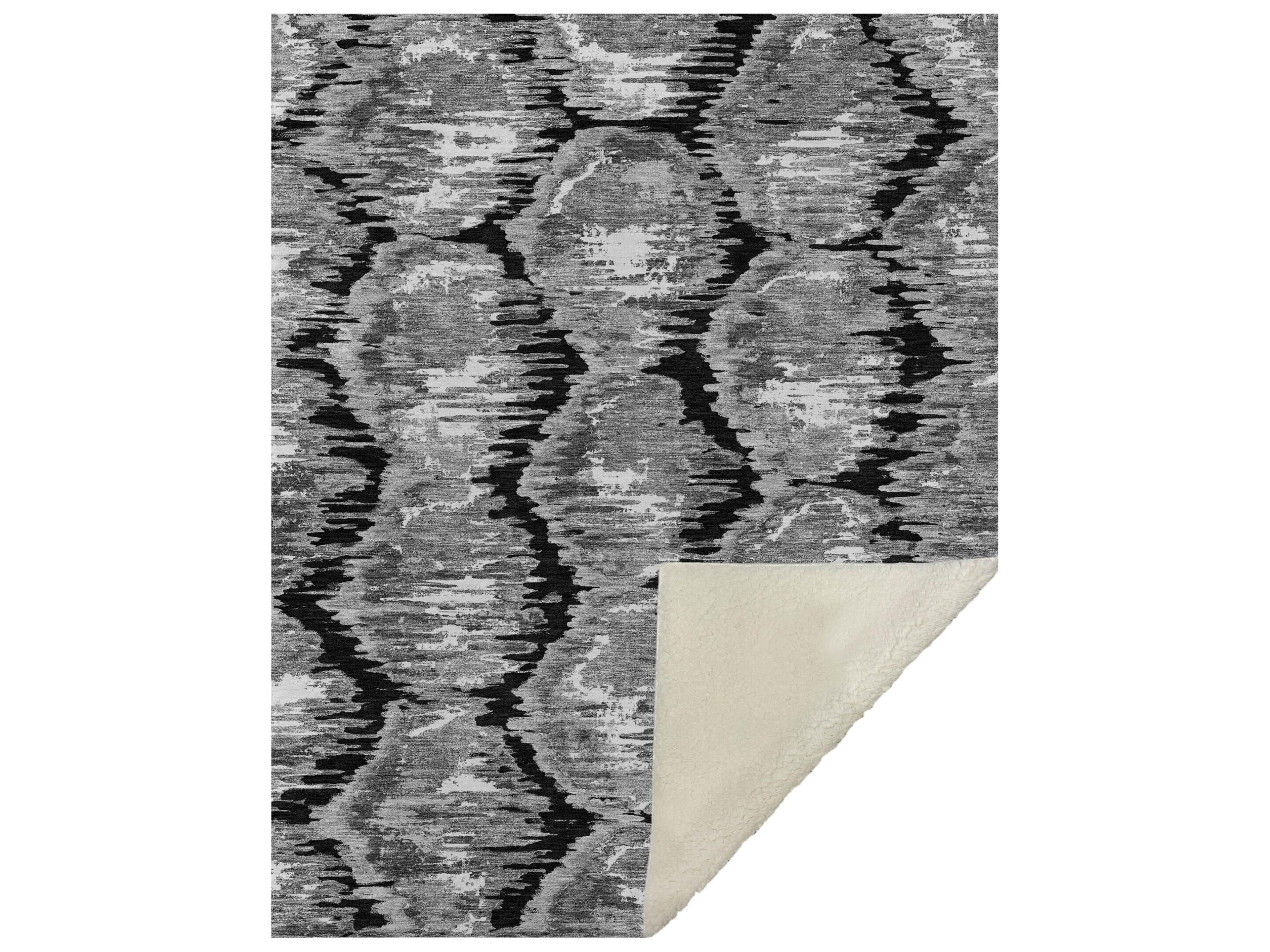 Dalyn Sherpa Black Polyester Throw