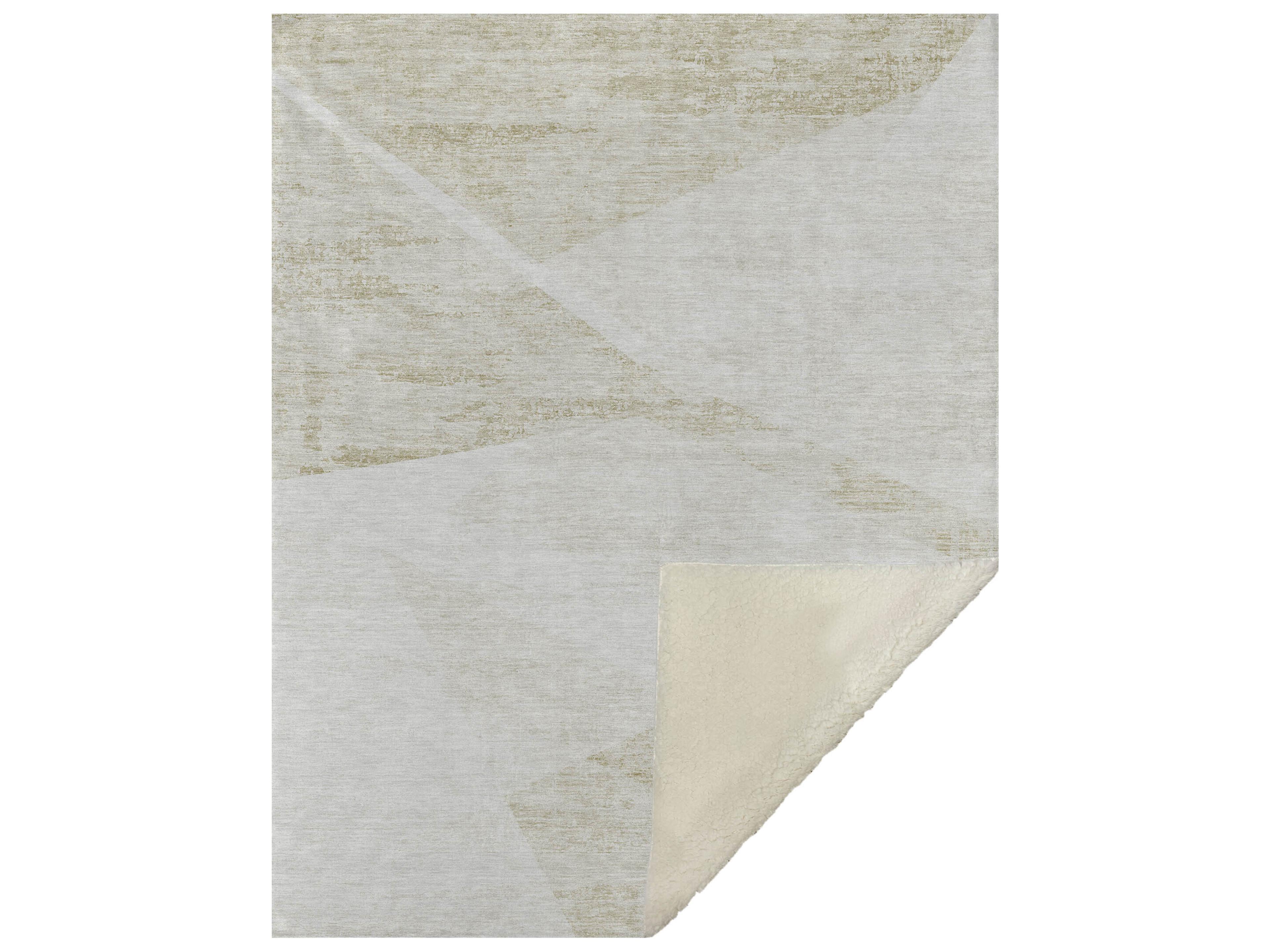 Dalyn Sherpa Brown Polyester Throw