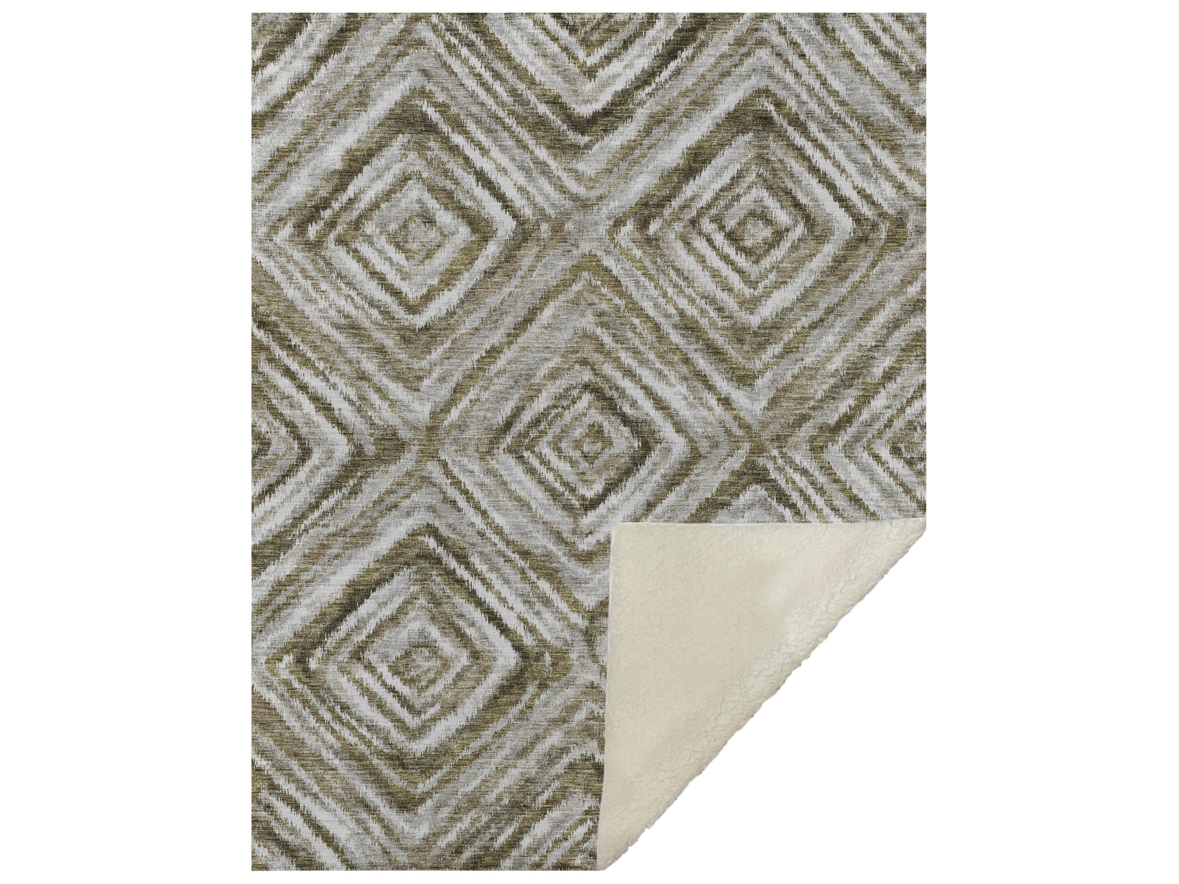 Dalyn Sherpa Brown Polyester Throw