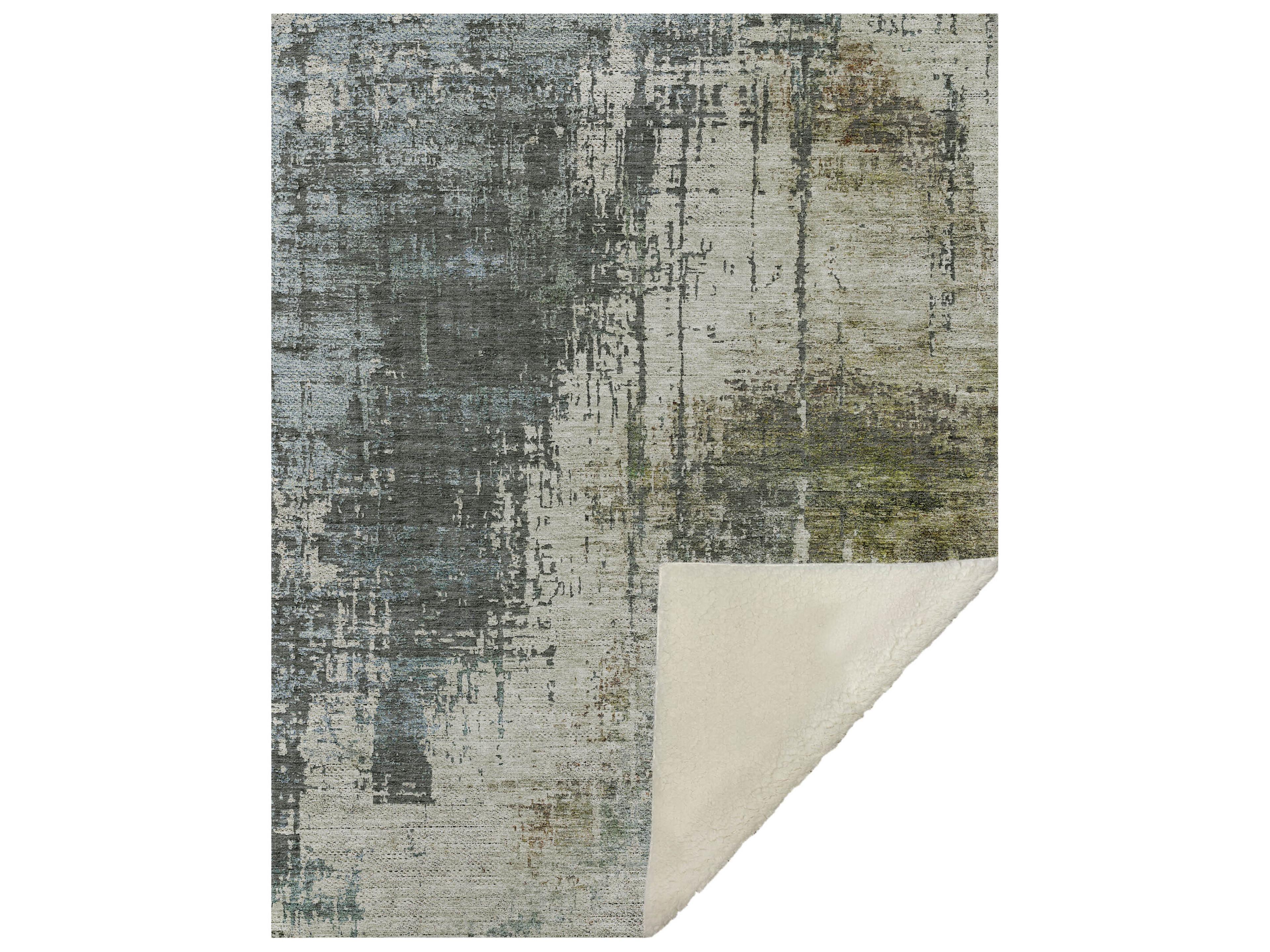 Dalyn Sherpa Green Polyester Throw