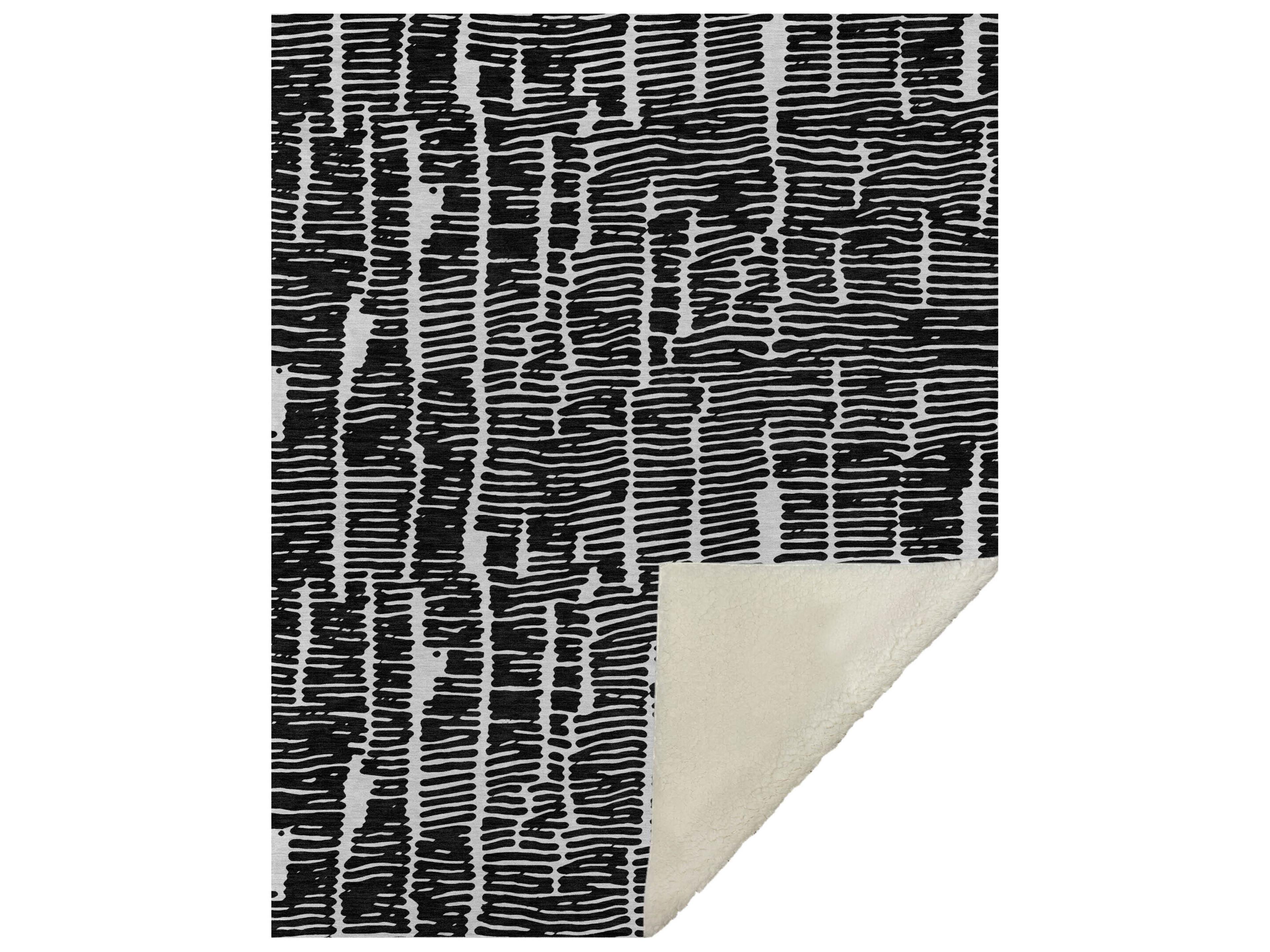 Dalyn Sherpa Black Polyester Throw