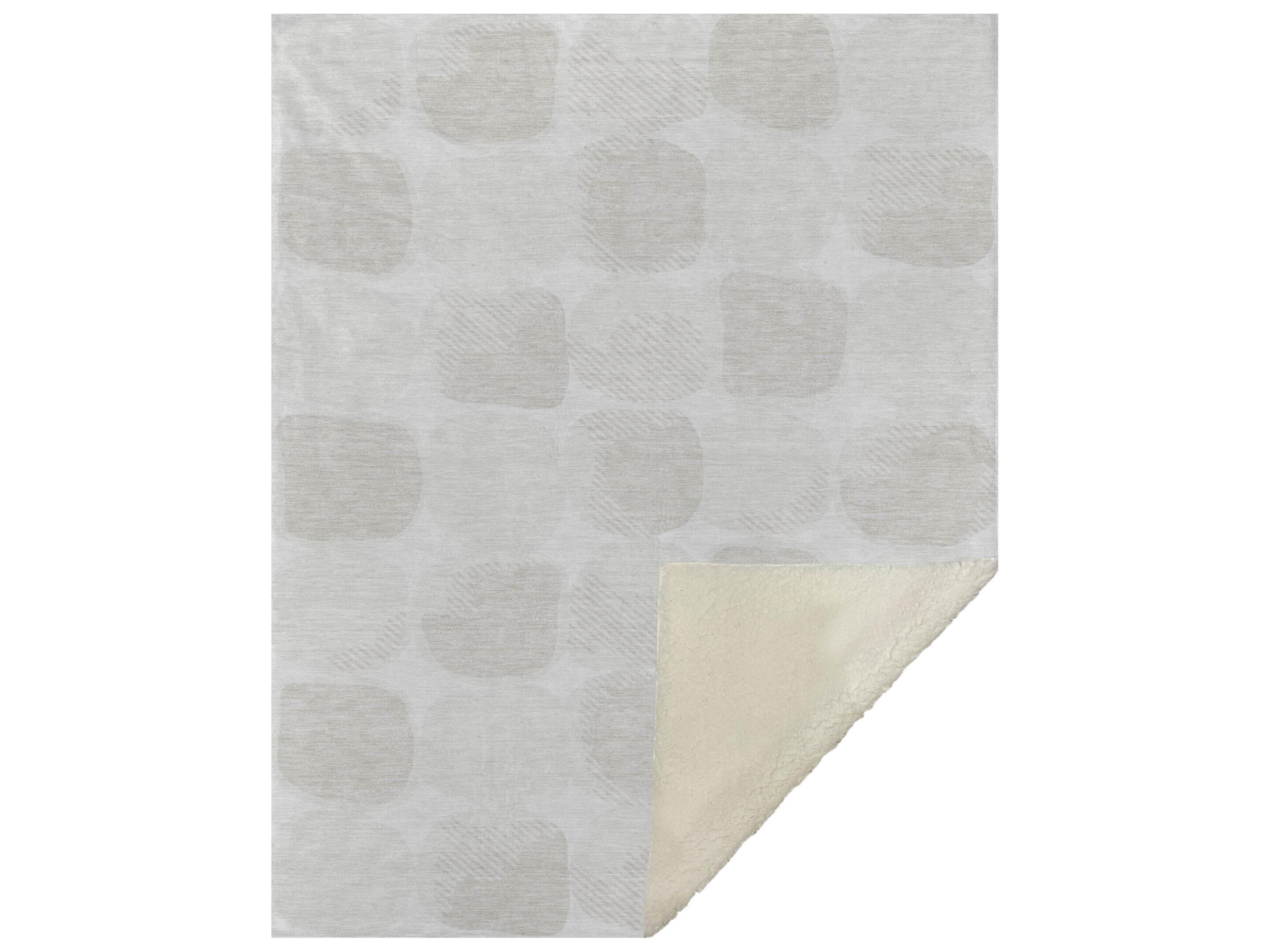 Dalyn Sherpa Ivory Polyester Throw