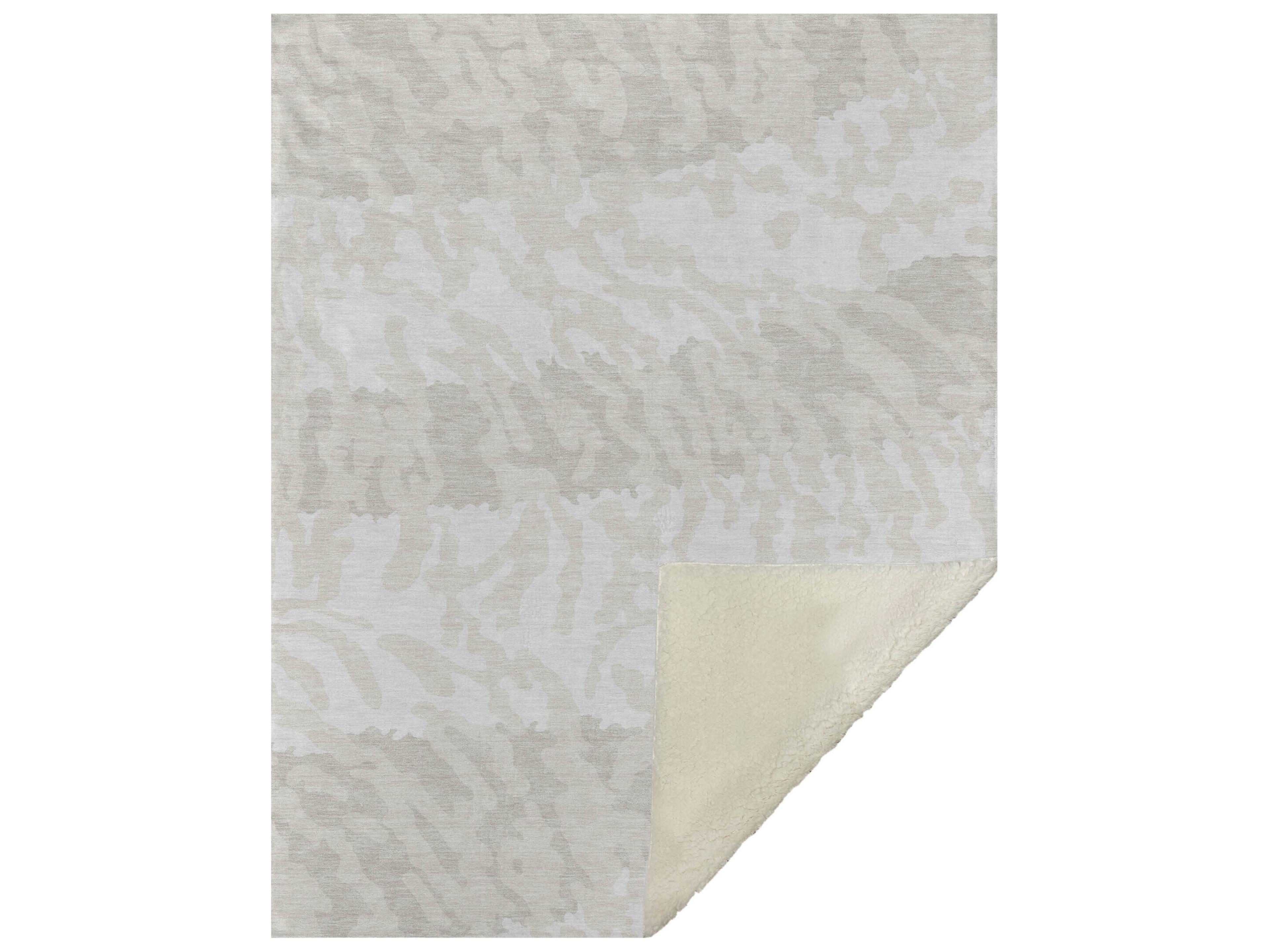 Dalyn Sherpa Ivory Polyester Throw