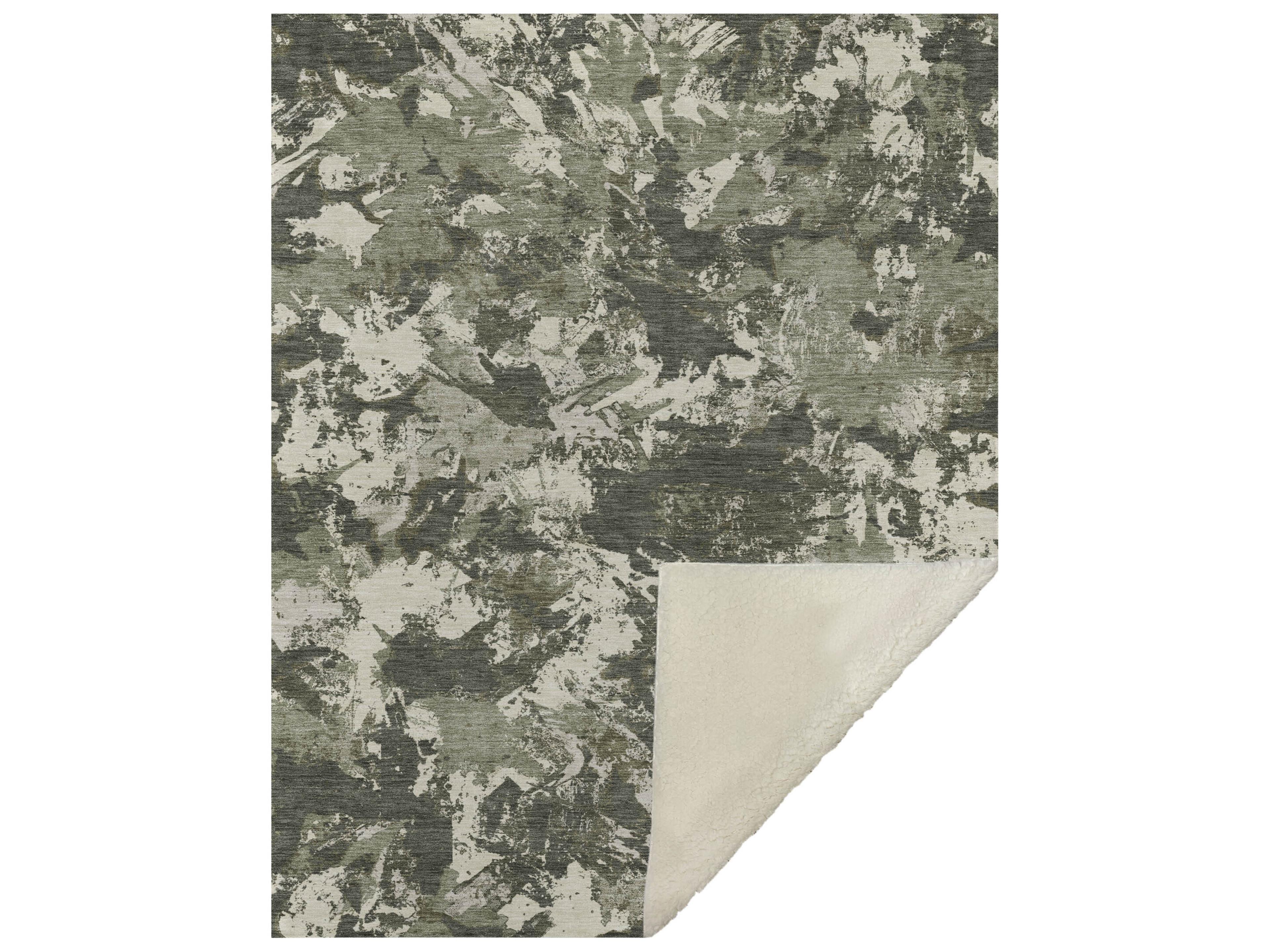 Dalyn Sherpa Green Polyester Throw