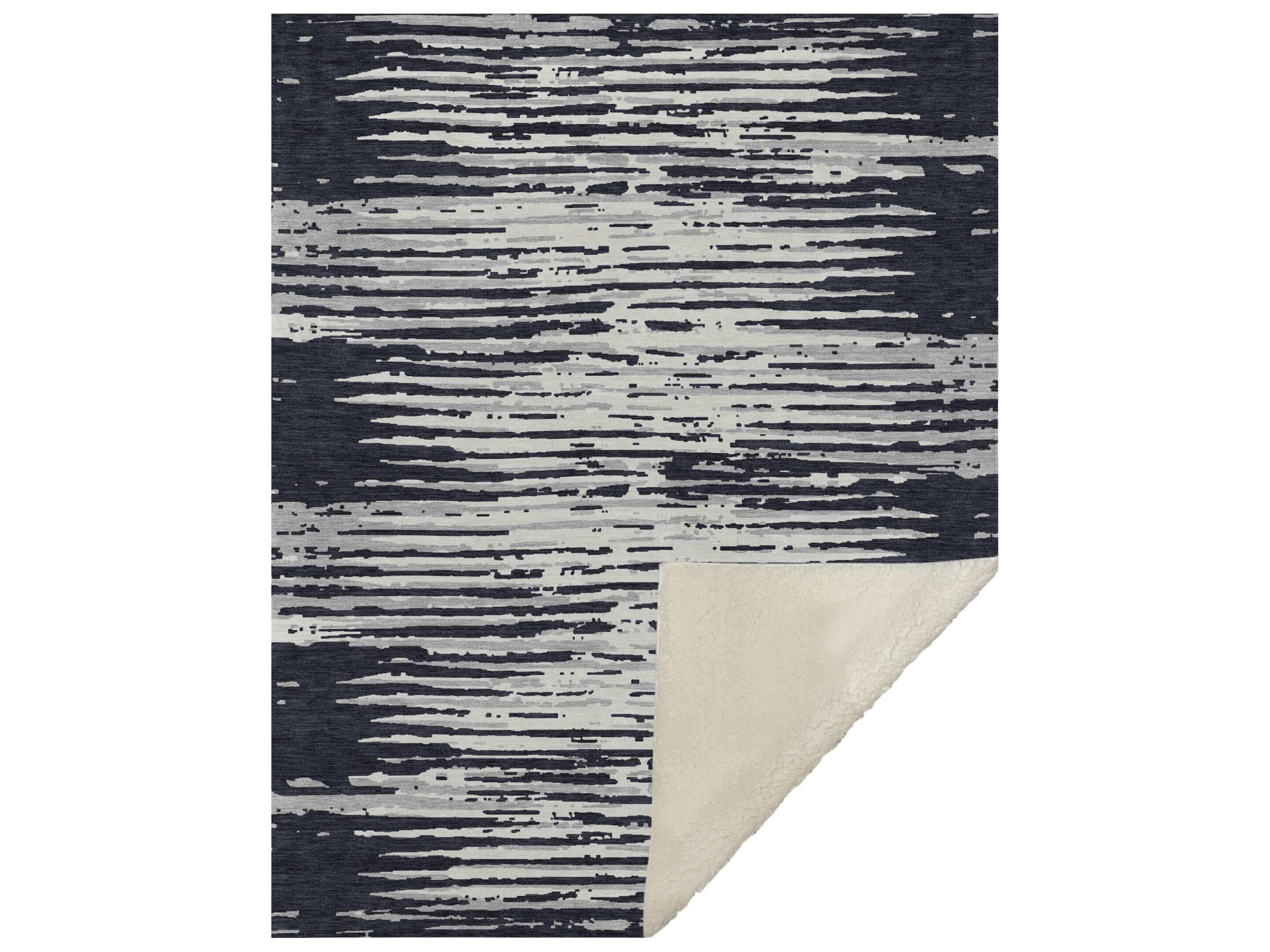 Dalyn Sherpa Black Polyester Throw