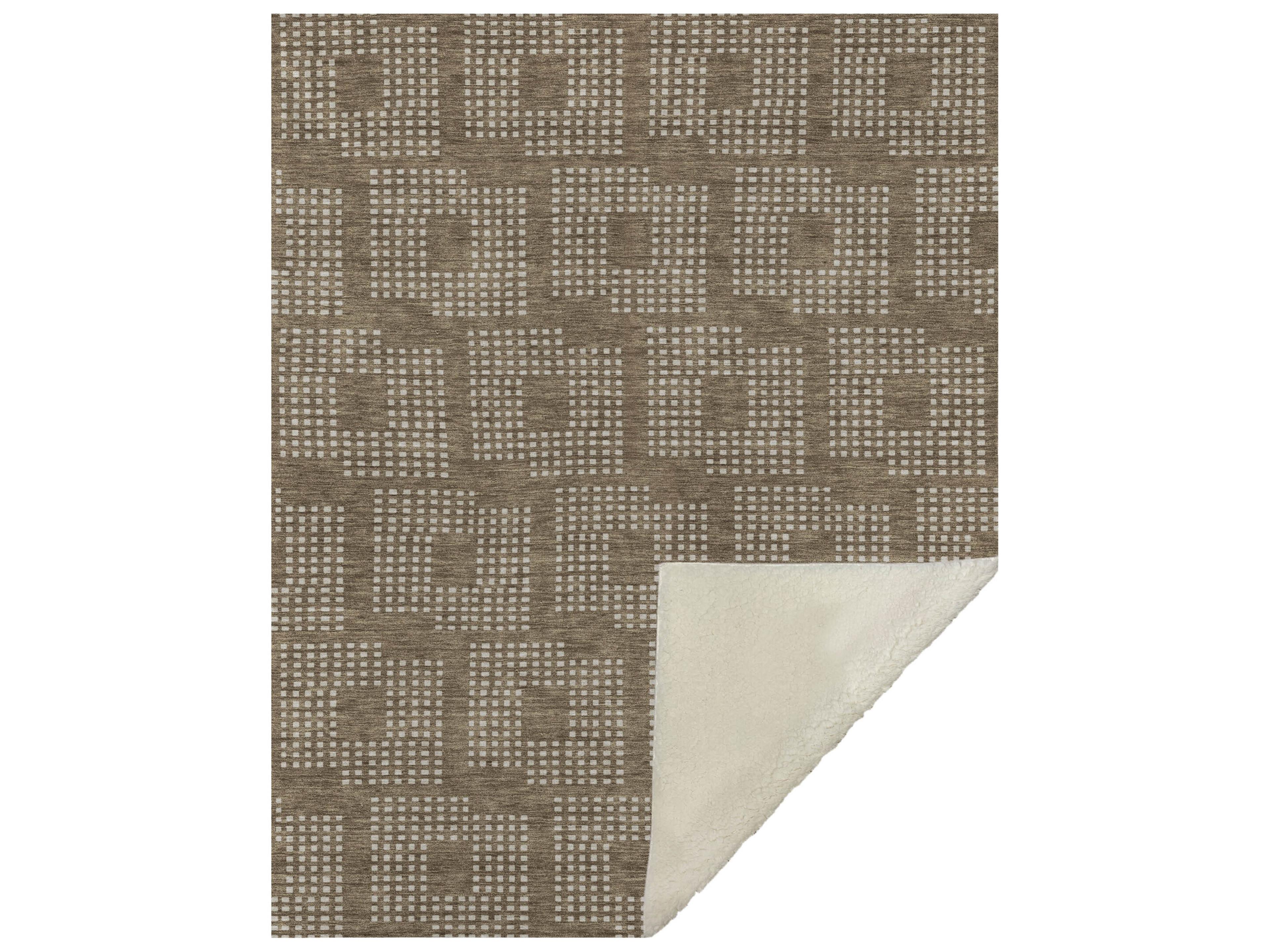 Dalyn Sherpa Brown Polyester Throw