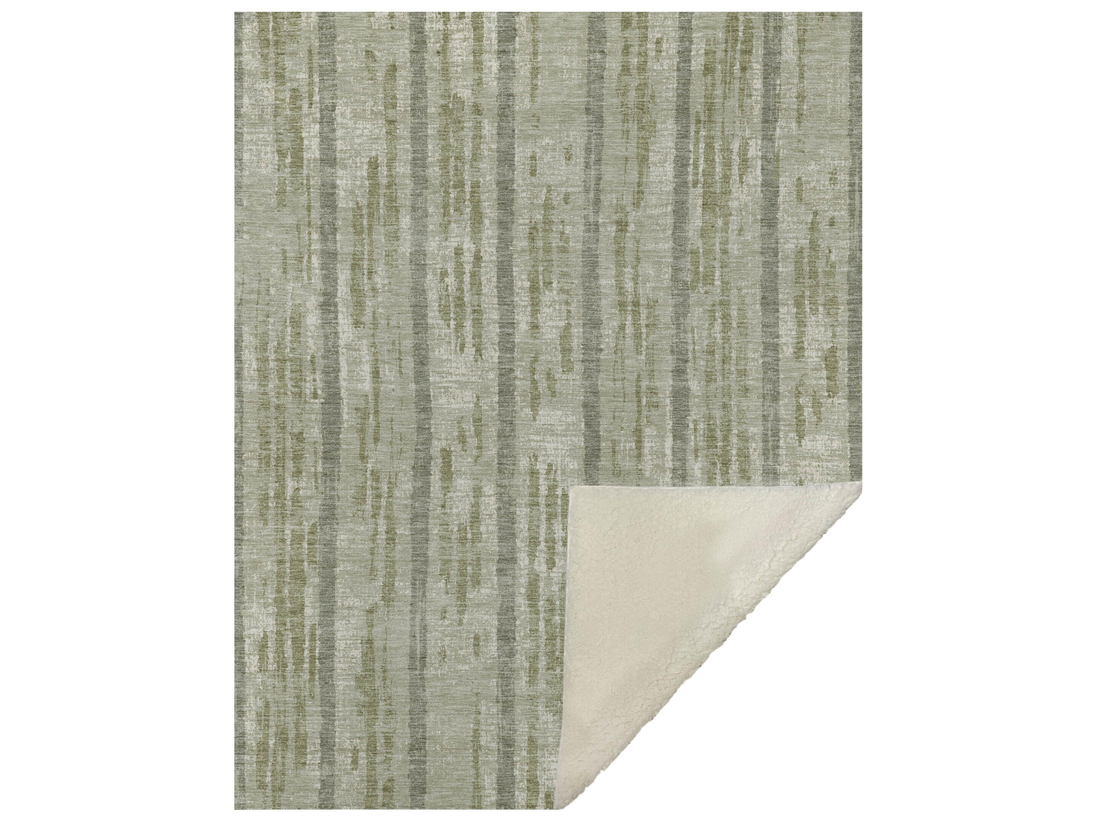 Dalyn Sherpa Green Polyester Throw