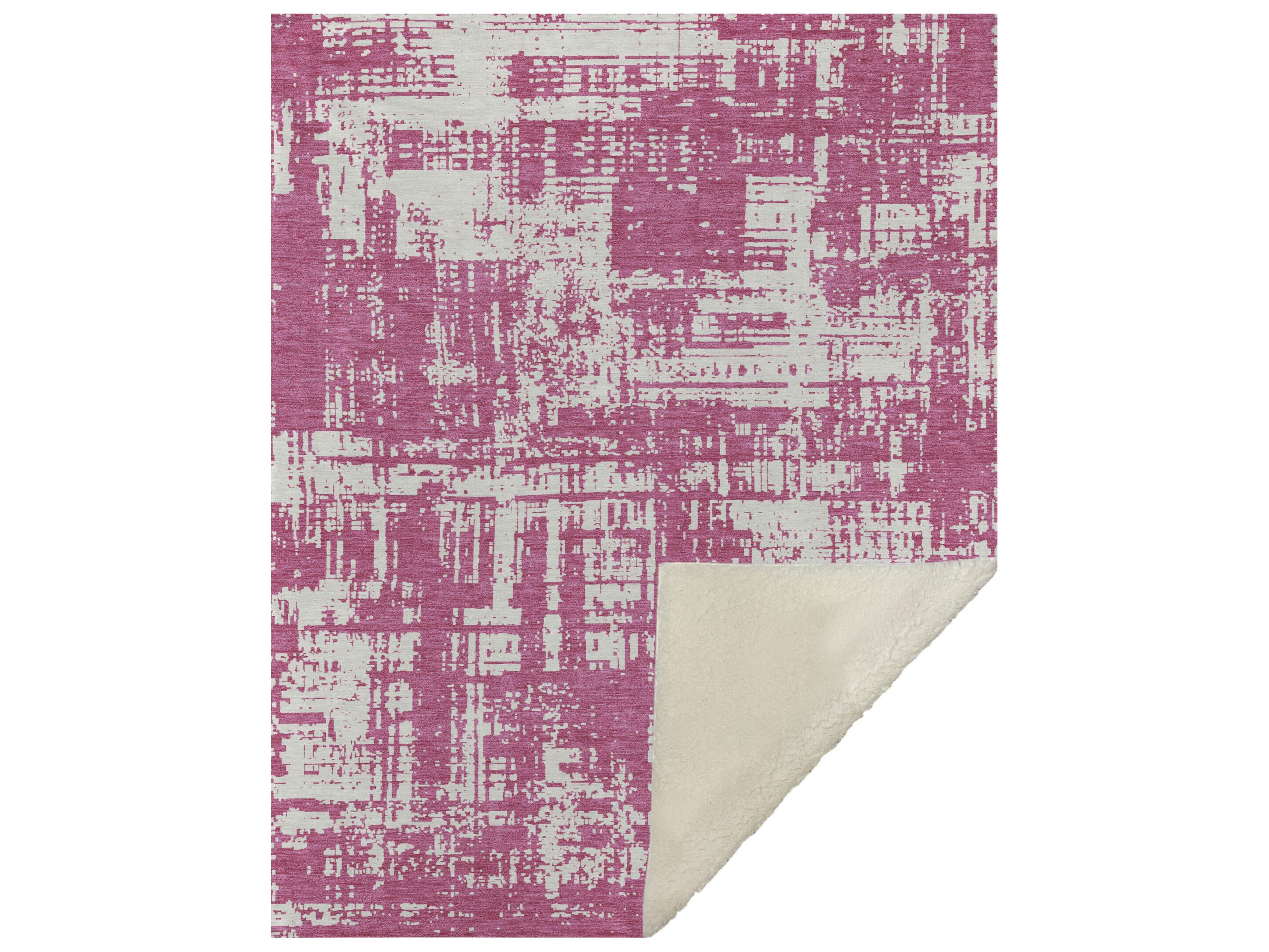 Dalyn Sherpa Pink Polyester Throw