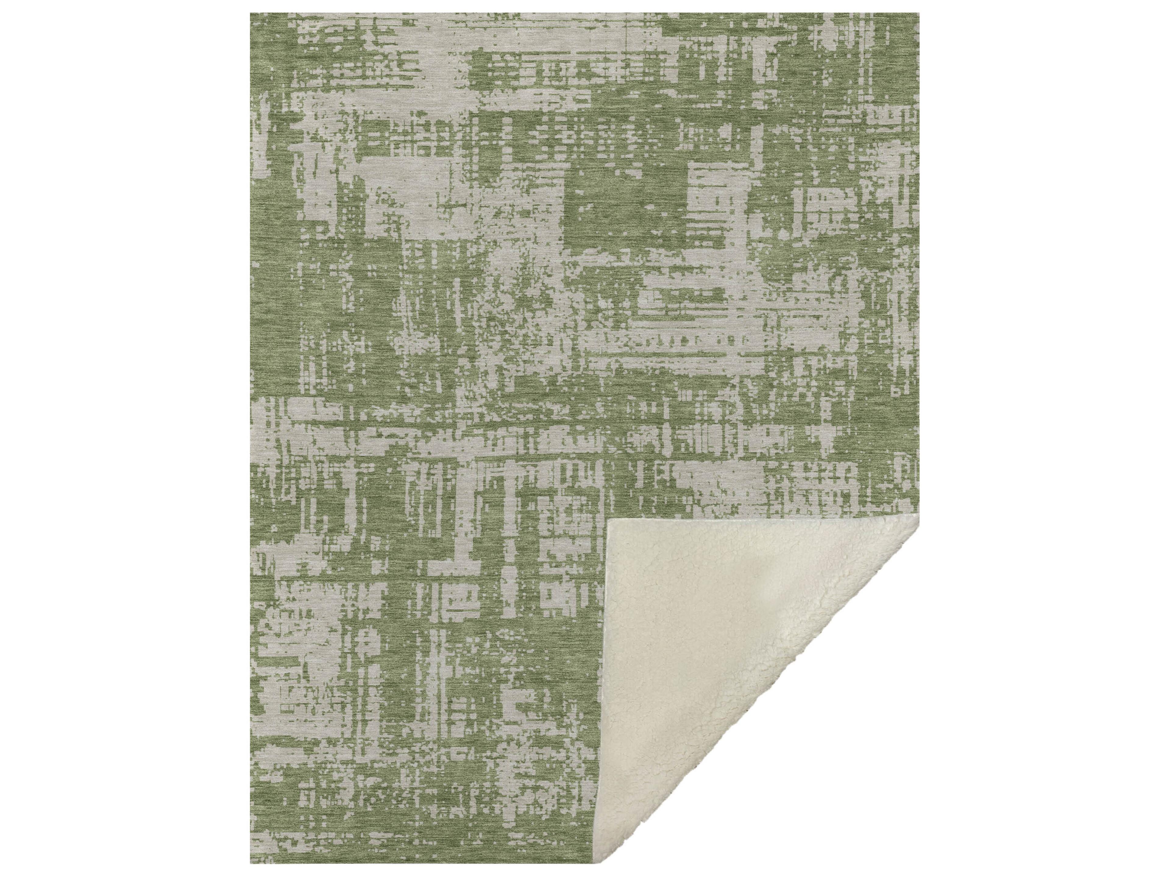 Dalyn Sherpa Green Polyester Throw