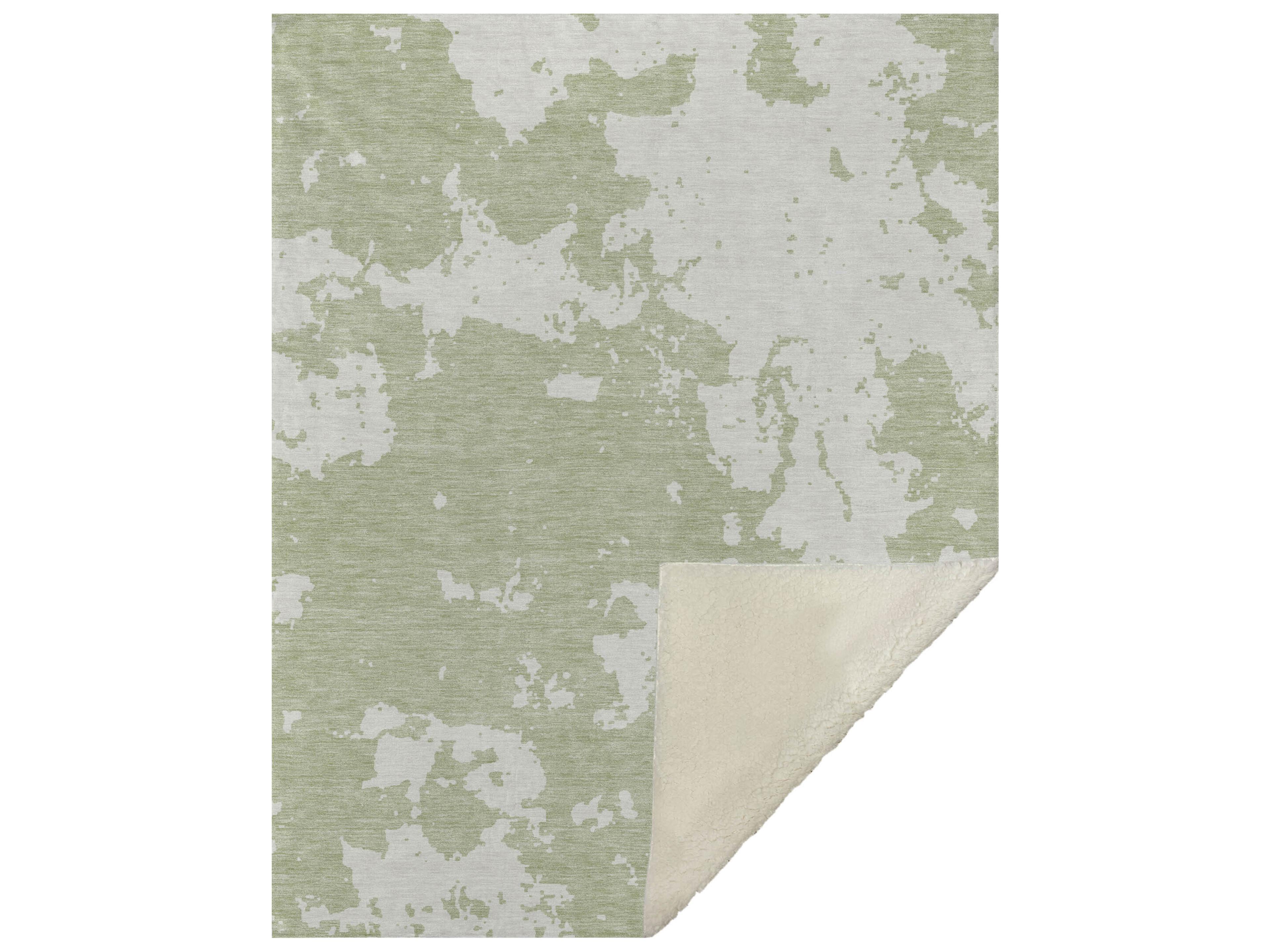 Dalyn Sherpa Green Polyester Throw